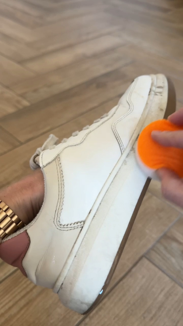 The sneaker cleaner you didn’t know you needed! ✨

This scrubber is a game-changer. It takes everything off my shoes so easily, and I love how quick it makes the process. If you’re tired of dirty sneakers, you need this in your cleaning kit! Top Amazon Prime Day deal!


#LTKFinds #SneakerCleaning #AmazonFinds #ShoeCare #LTKHome

#LTKShoeCrush #LTKFindsUnder50 #LTKSaleAlert