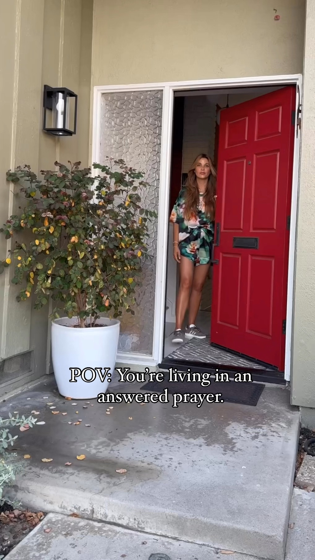 Silk set: sizd medium 
Shoes: TTS
Lips: Pink set by Trish McEvoy 
Face: Westman Atelier set 
Kids pieces 6/7

#LTKFindsUnder100 #LTKKids #LTKxNSale