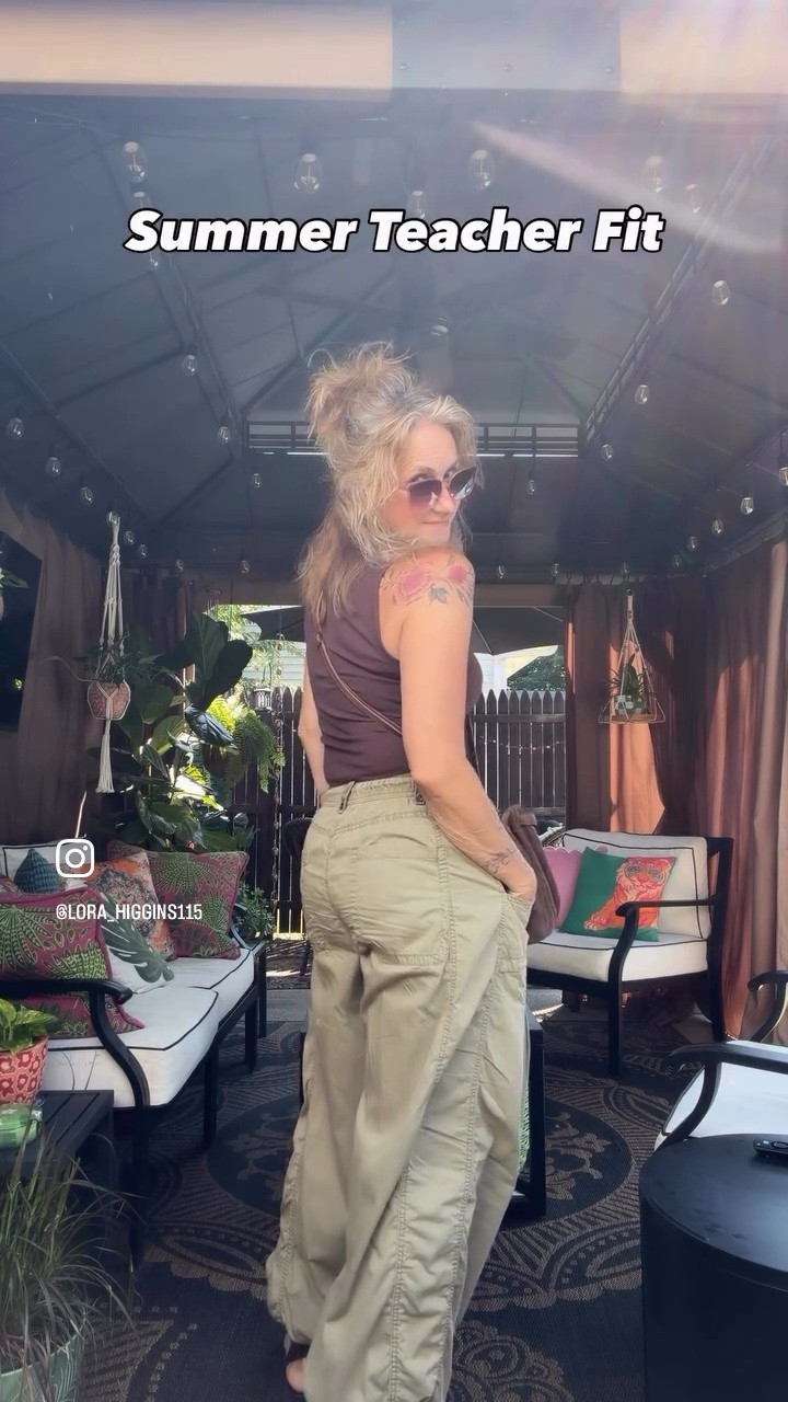 ☀️🤎 Errands first… sunshine later.

Today was the official road test for these olive utility pants & I think they passed. 😎 I had my eye on them for a while, ordered a medium first, & they were swimming on me. Sent them back, grabbed a small, & they’re still nice & relaxed without feeling oversized.

I love that the ankles have drawstrings so you can wear them loose & baggy or cinch them into more of a balloon style like I did today. Little tip: if you wrap the drawstrings around the outside of your ankle twice before tying them, you can get an even tighter cuff. 🙌

I paired them with a brown snug crop tank from Old Navy, my brown Old Navy gladiator sandals that I scored recently, Target sunglasses, & my little Free People boho bag from last summer. 🤎🌿

The hair… well… we’re experimenting. 😂 I went in with curl cream, Olaplex gel & beach spray. I may have gotten a little enthusiastic with the texture, but it’s summer. We’re playing around. By the end of the day it’ll probably be in a half bun because wearing my hair down in July feels like walking around with a wool sweater wrapped around my neck. 🥵🤣

🛍️ I’ll link everything I can!

Looking for more outfit ideas? You can find me on LTK & ShopMy through the link in my bio. If you’re new to LTK, I also have a quick tutorial saved in my Instagram Highlights that shows you exactly how to find all of my collections. 💛

olive utility pants, balloon pants, cargo pants, olive outfit, brown tank top, Old Navy tank, Old Navy sandals, gladiator sandals, Free People bag, Target sunglasses, casual summer outfit, midlife style, over 50 fashion, teacher style, everyday outfit, relaxed summer fashion

#OldNavyStyle #FreePeopleStyle #TargetStyle #LTKStyle #TeacherStyle

#LTKootd #LTKOver40 #LTKgrwm