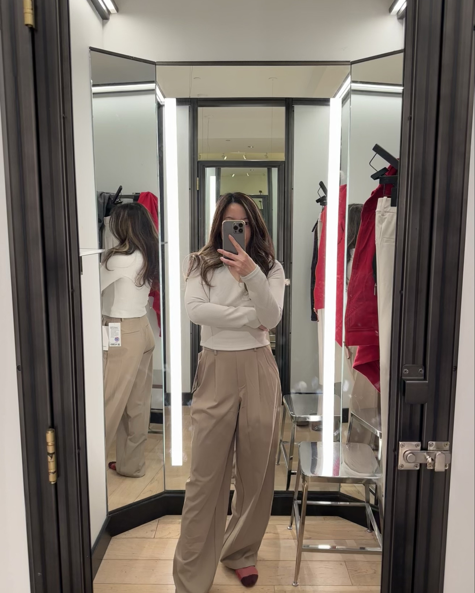 #lululemon daydrift try on XS fit me betterr

#LTKOver40 #LTKSeasonal #LTKStyleTip