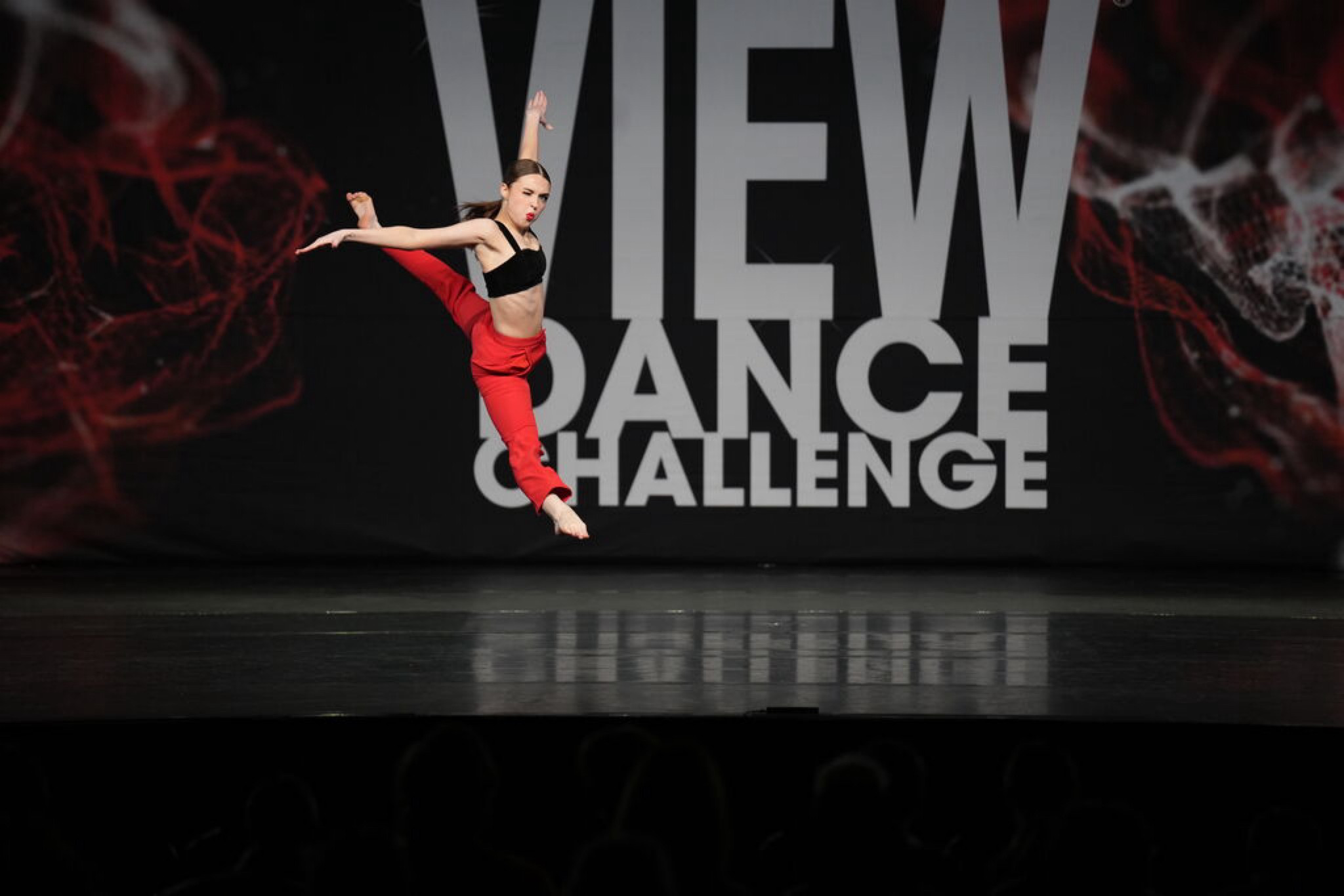 jumping with #aloyoga 💃🏻💃🏻 

#LTKfitness #LTKstyletip #LTKbeauty