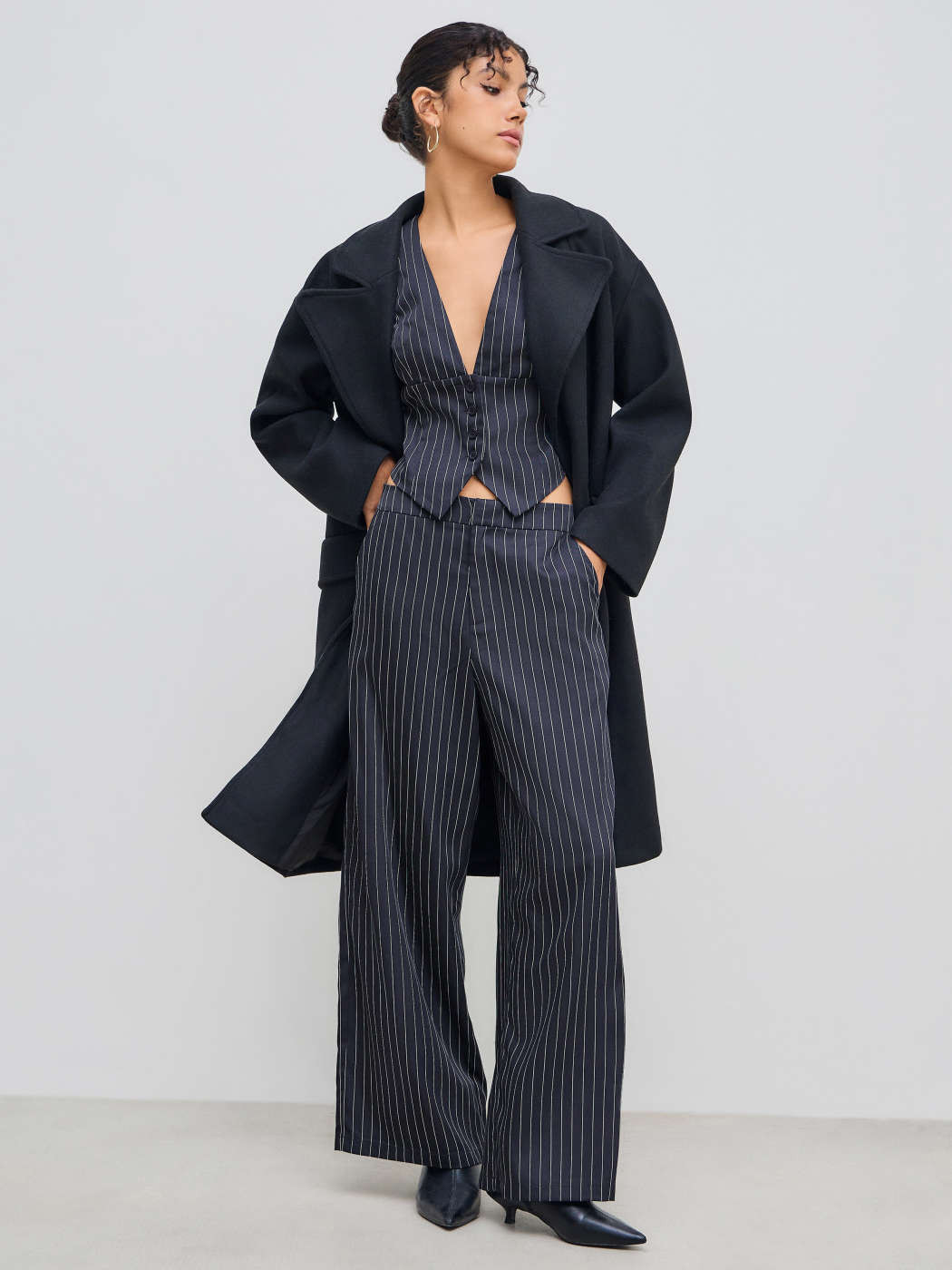 Gewebt V-Ausschnitt Streifen Knopf Tanktop & Mittelhohe Taschen Gerade Beine Hosen Set For Arbeit | Cider