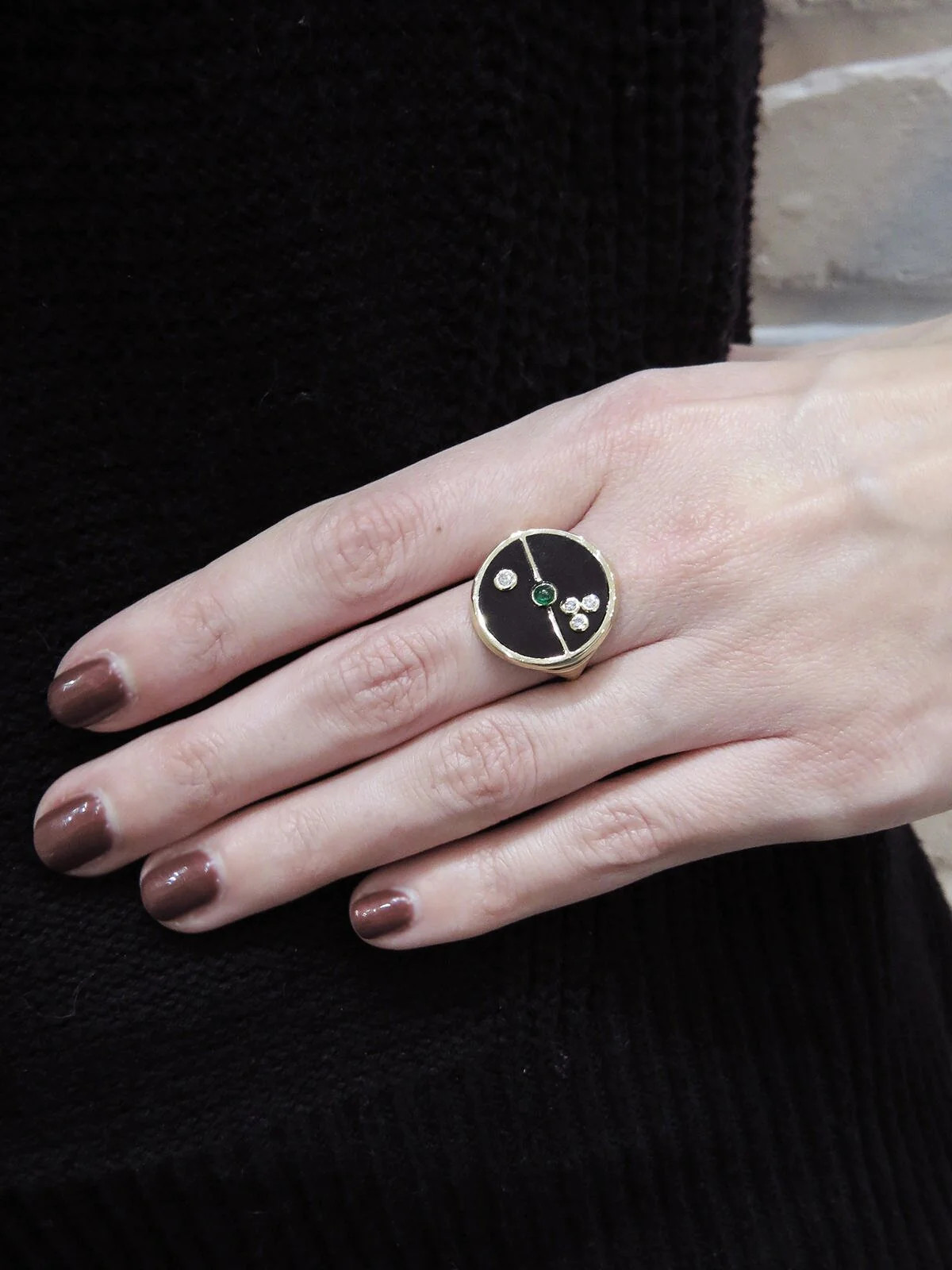 Black Onyx and Emerald Compass Yellow Gold Ring | YLANG 23