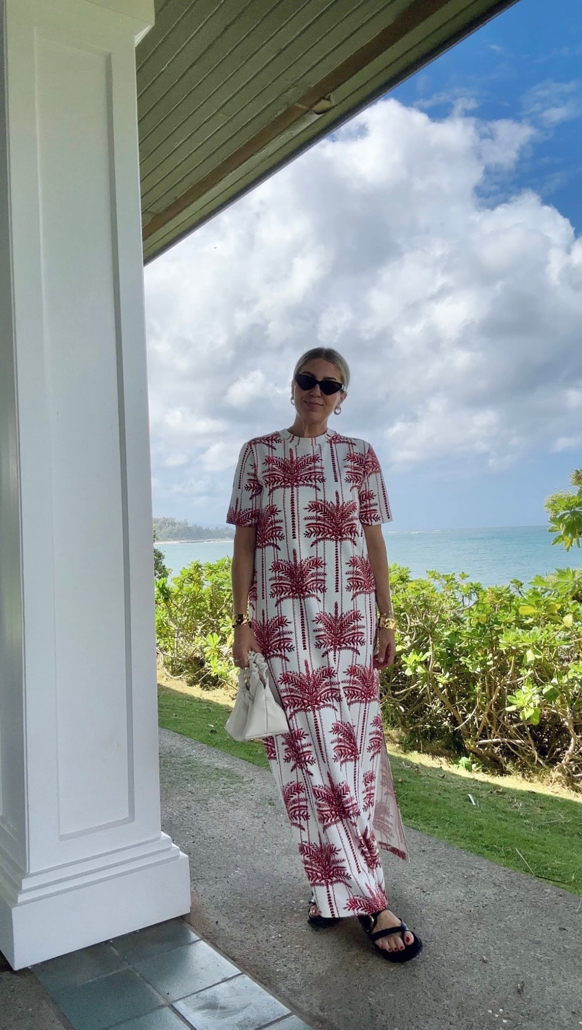 The most beautiful dress for a vacation to Hawaii 🌴 This purse also comes in a ton of colors.

#LTKFindsUnder100 #LTKSaleAlert #LTKFindsUnder50