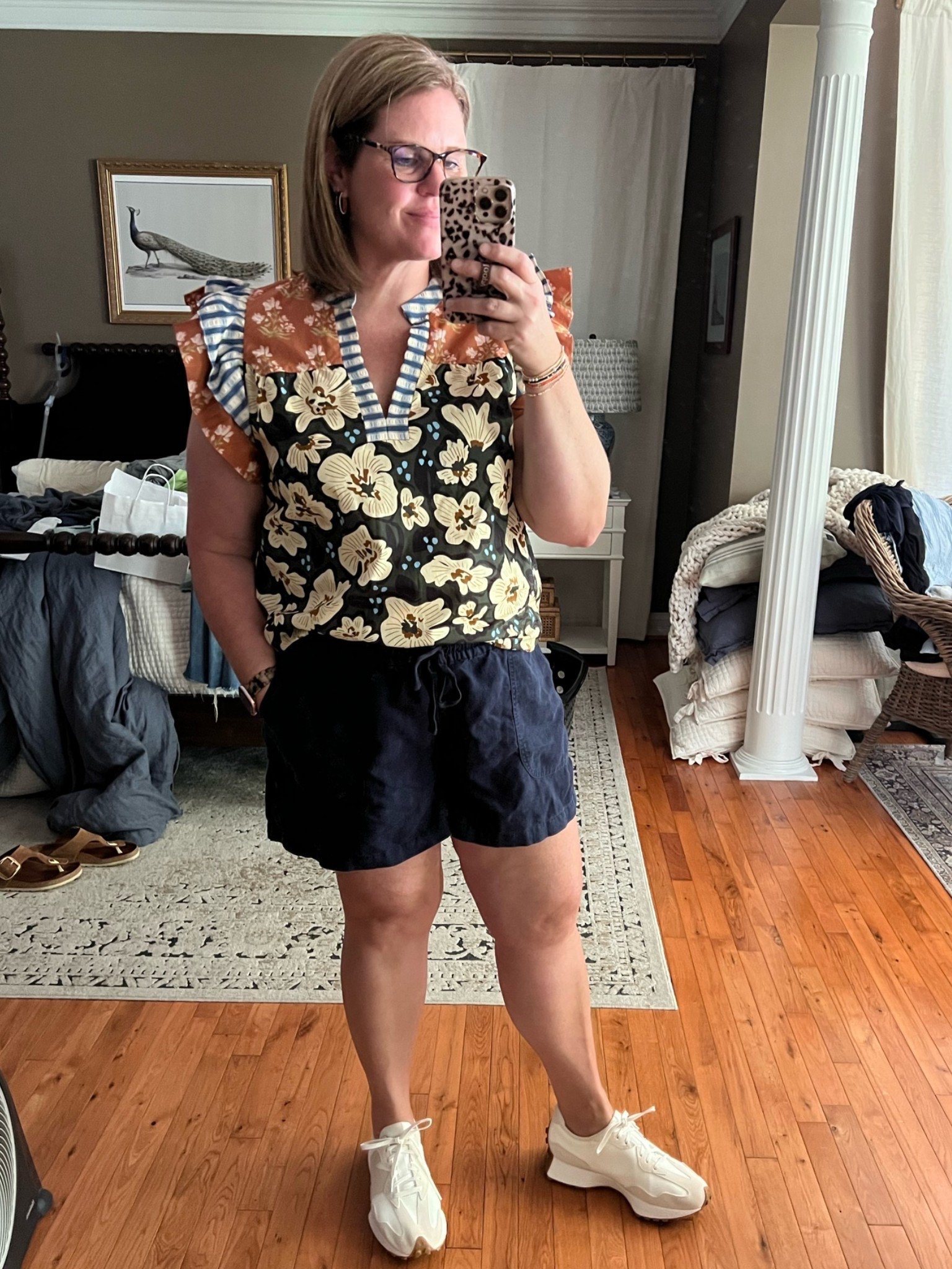 New game day fit that can be worn any other time, too! I’m pairing this top with jeans for hoco parent duties tonight!! (Pay no attention to the mess behind me!)

The shirt can’t be linked, so search for “RUSTIC WILDFLOWER TOP by THML” and you’ll find it at boutiques. Mine is an XL.

#LTKMidsize #LTKOver40 #LTKHome