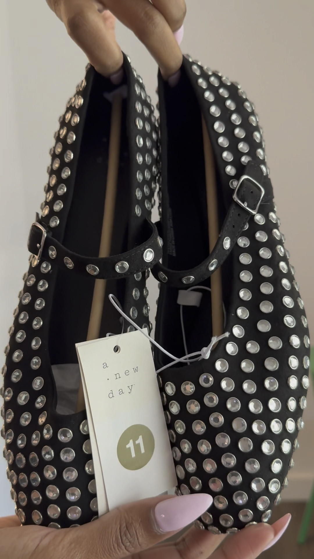 Hello?!?!? 😍😍😍 
Like I can’t even fathom how bomb these are!!!! 

Clearly we have ALAÏA at Target!!! 🫢

#LTKShoeCrush #LTKFindsUnder50 #LTKStyleTip