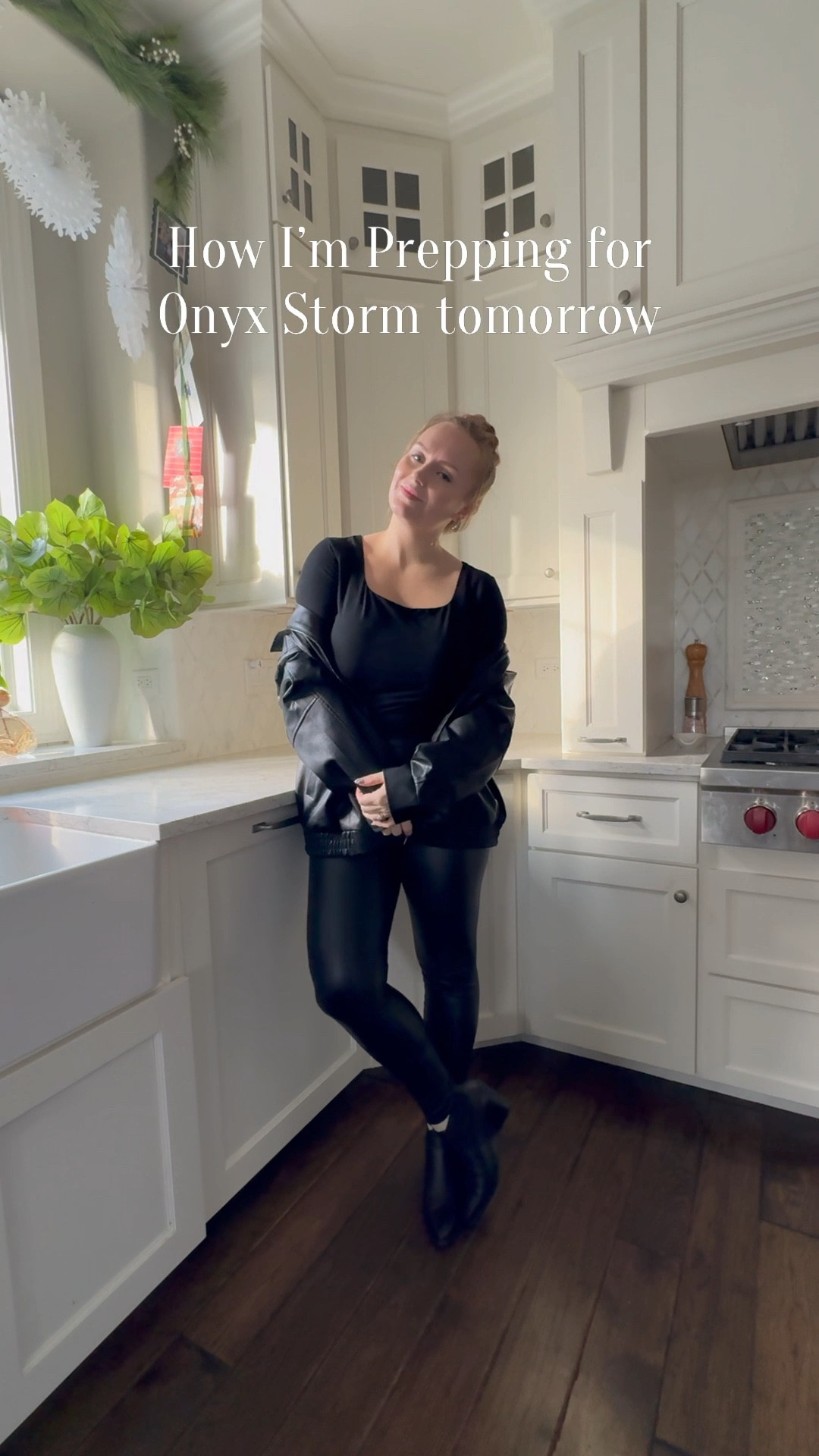 Any other Fourth Wing fans really struggling today? Can it just be the 21st already??

#LTKFindsUnder50 #LTKMidsize #LTKWatchNow