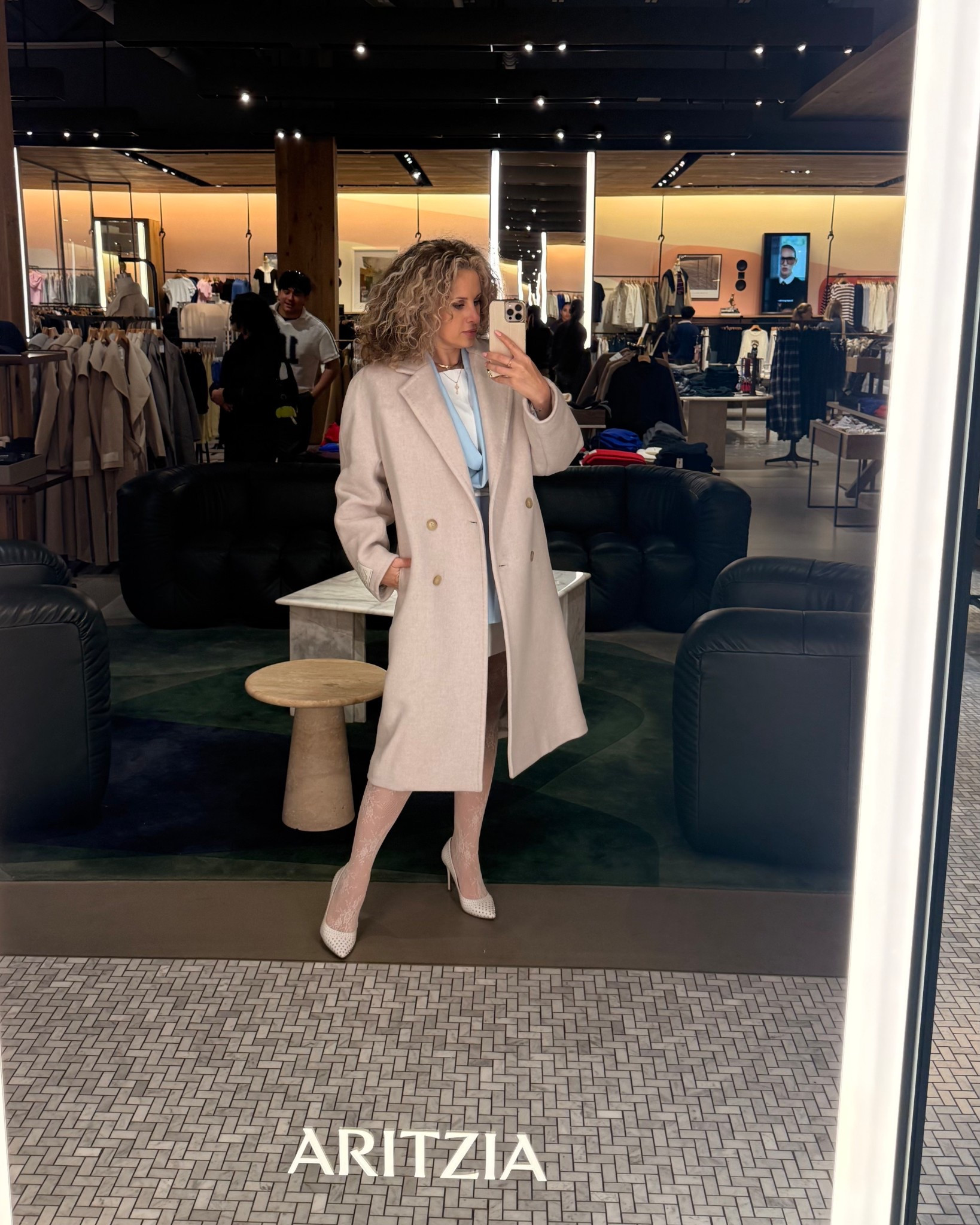 This coat is so nice! 

#LTKStyleTip #LTKSeasonal #LTKHoliday