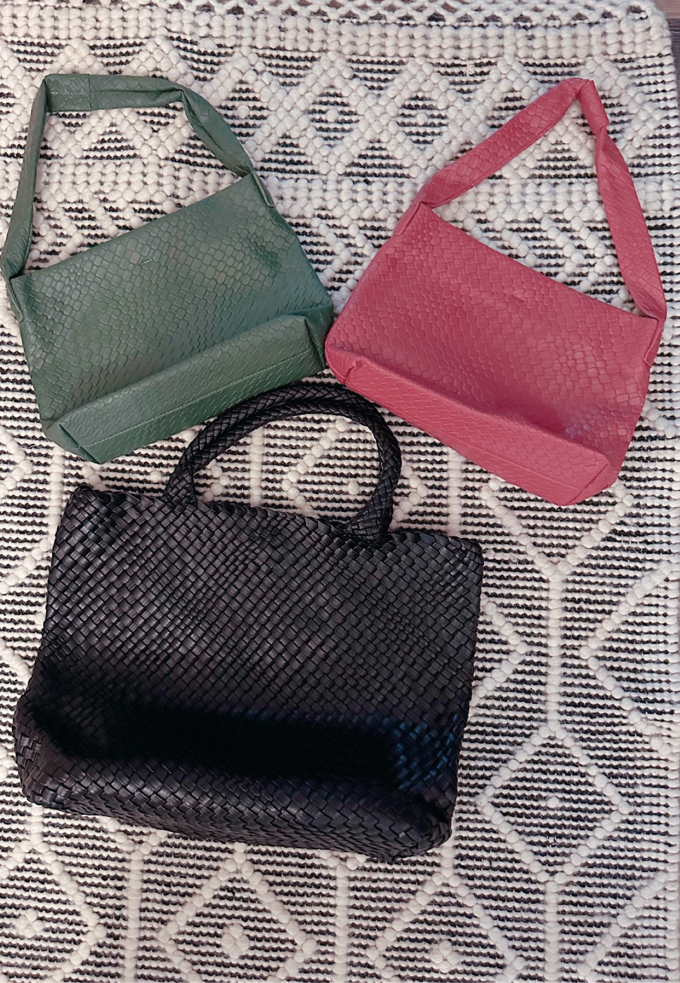 OBSESSED with these bags!! The black one is by far my favorite bc of how big it is. Great quality & I’m so impressed. ALL from Shein😱👏🏼😍

#LTKsalealert #LTKfindsunder50 #LTKitbag