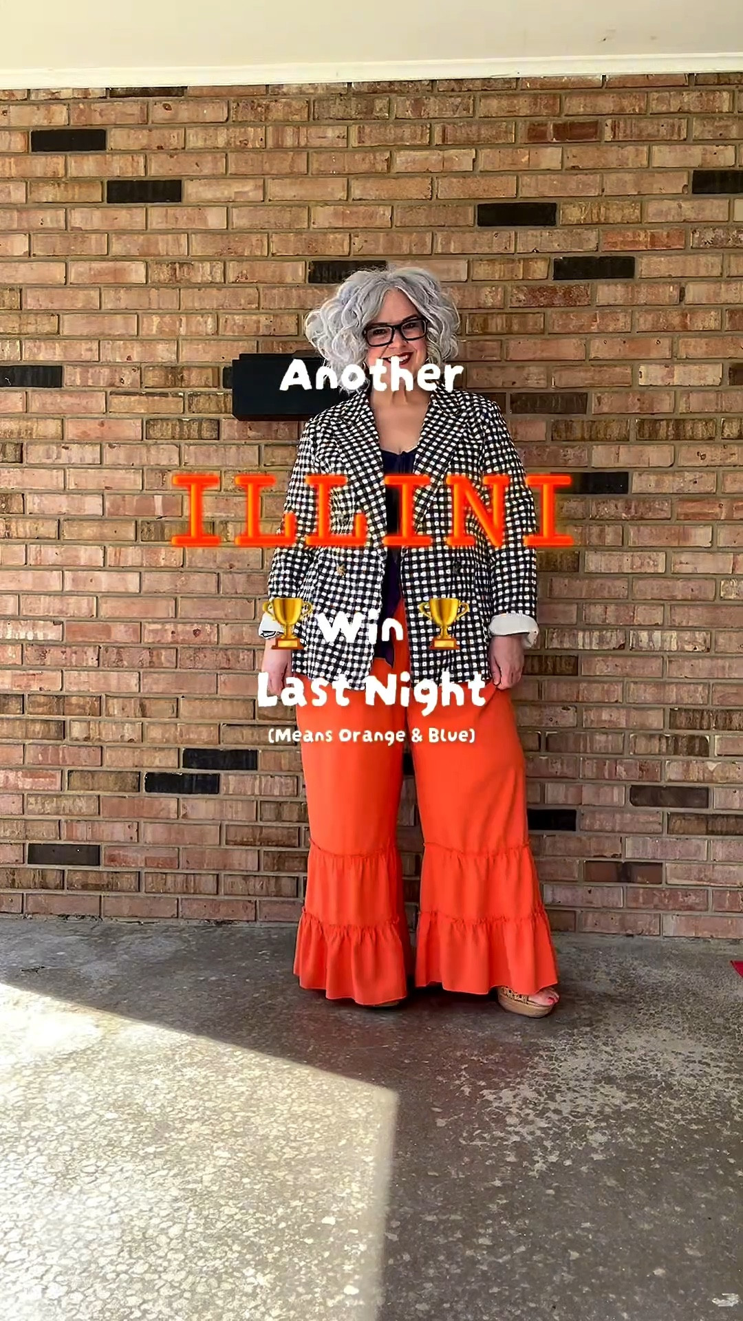 I guess I’m a basketball 🏀 fan now that I live in Champaign-Urbana IL! This might not age well but…..My dad would be so proud. Anyway these pants are in my TikTok shop showcase and I’ll link similar here if you want this look.💙🧡
#over50fashion #OOTD #over50style #dopaminedressing #over50club 

#LTKootd #LTKOver40 #LTKMidsize