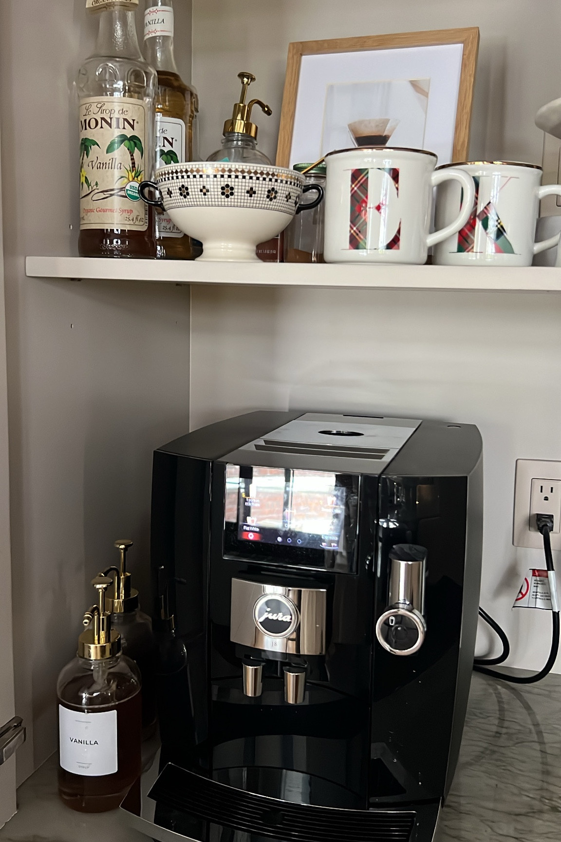 Coffee cupboard accessories 