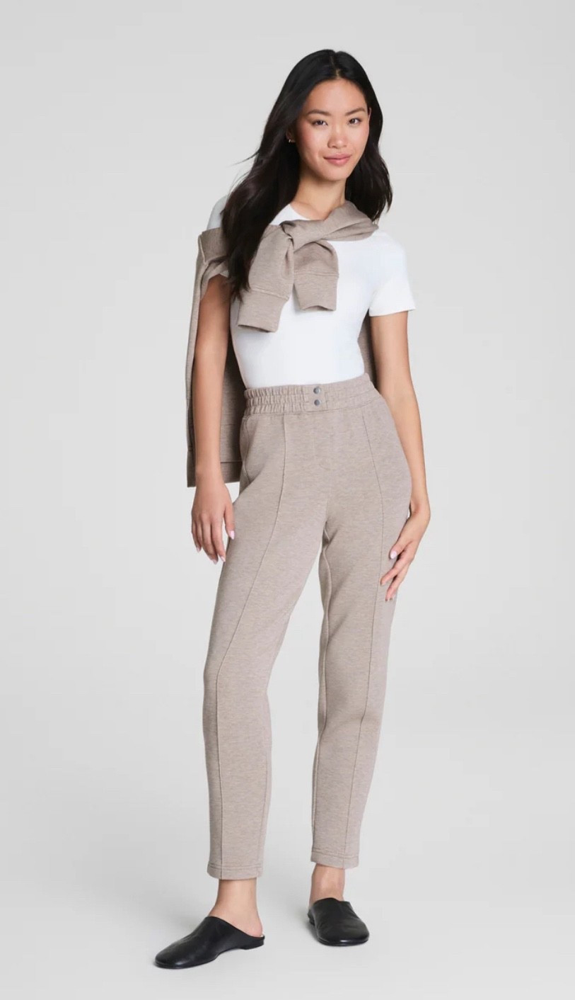 The pant is calling my name too  

#LTKOver40 #LTKSaleAlert #LTKActive