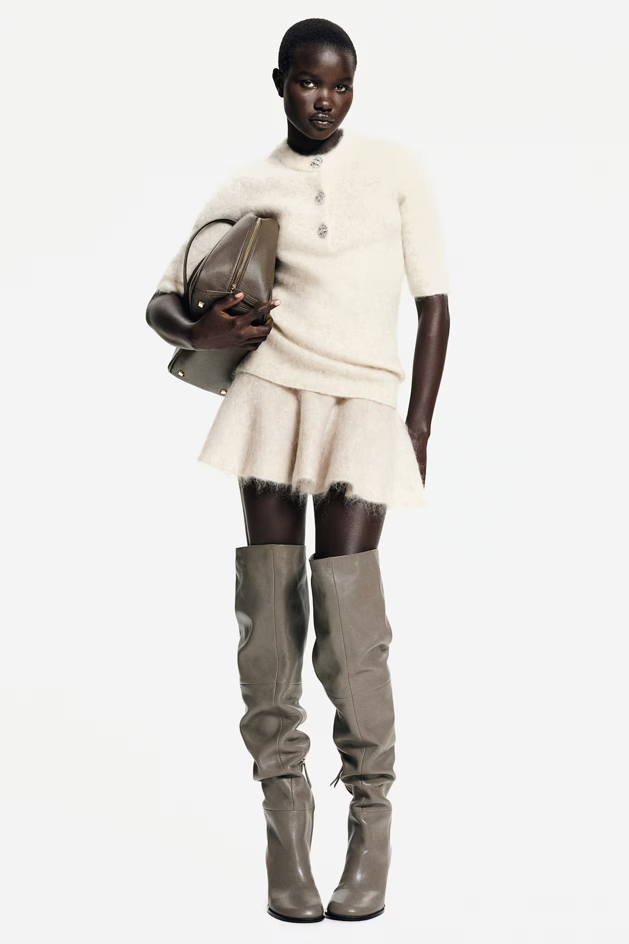 Flared mohair-blend skirt - High waist - Short - Light beige - Ladies | H&M GB | H&M (UK, MY, IN, SG, PH, TW, HK)