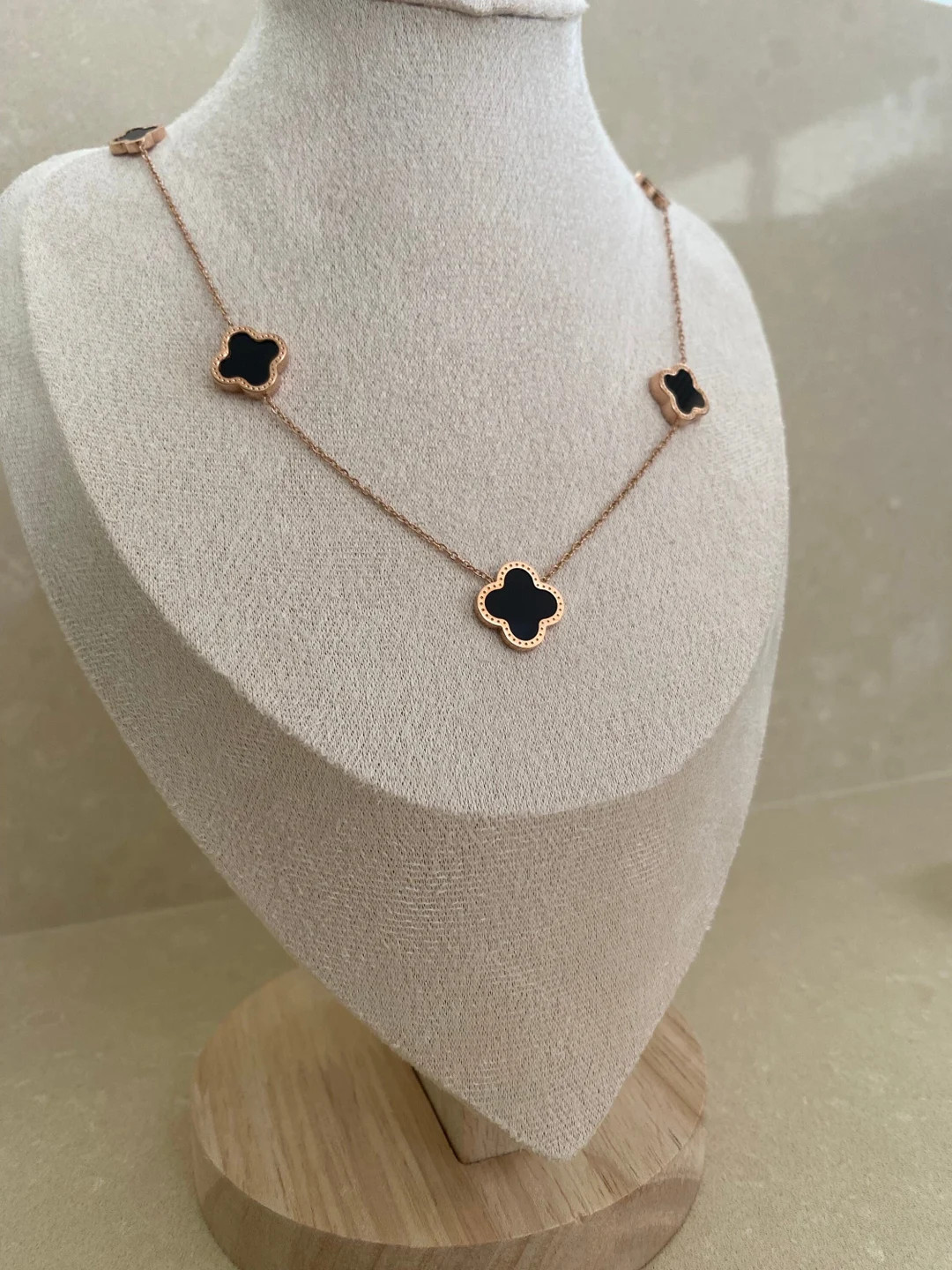 Black Luxury Double Sided Four 4 Leaf Petal Clover With Five 5 Leaves on Chain Flower Shell Neckl... | Etsy (US)