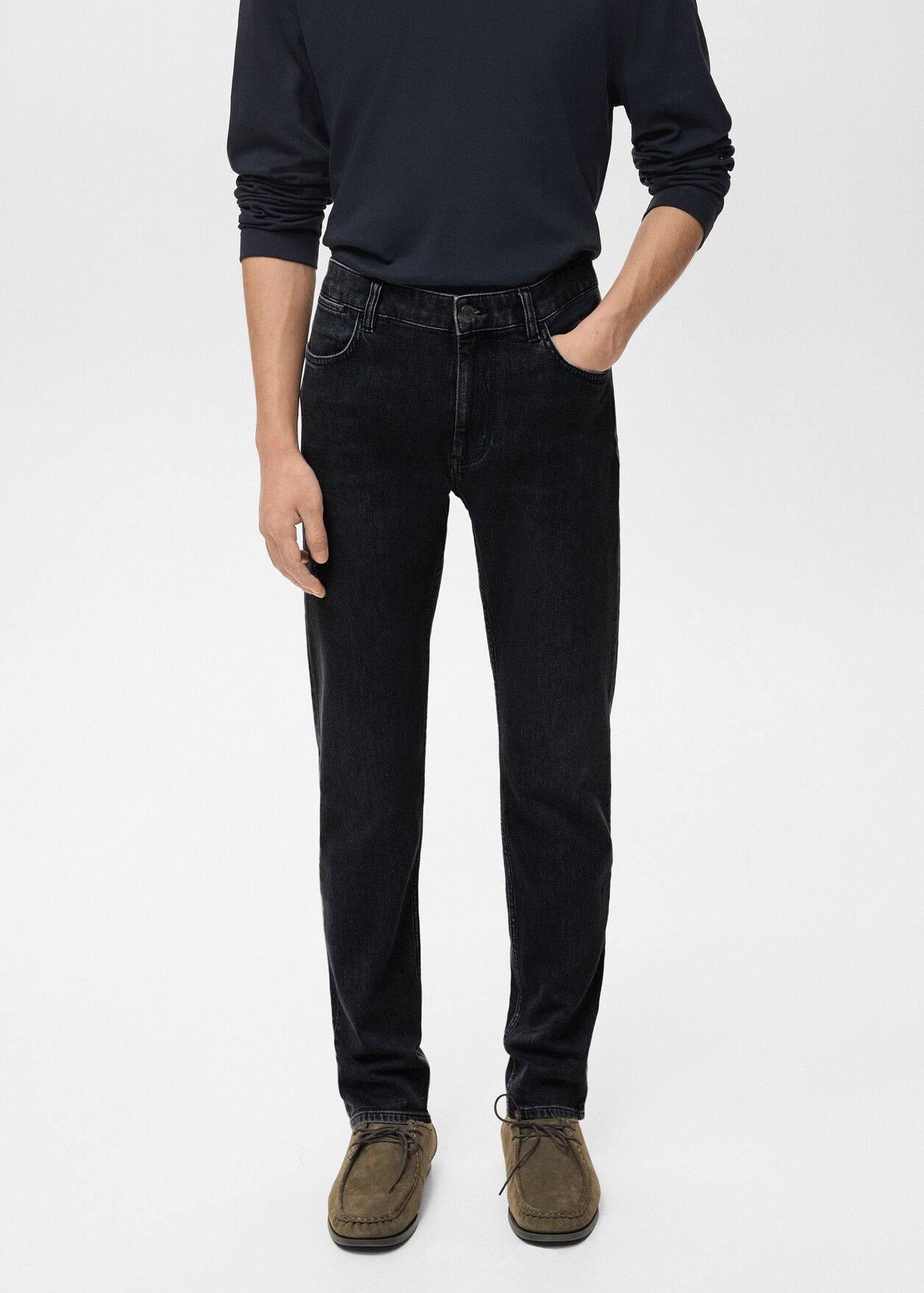 ESSENTIALSSlim Fit-Jeans Patrick Ultra Soft TouchAktueller Preis [59,99 € ]59,99 €Wählen Sie... | Mango (US/MX/AU)