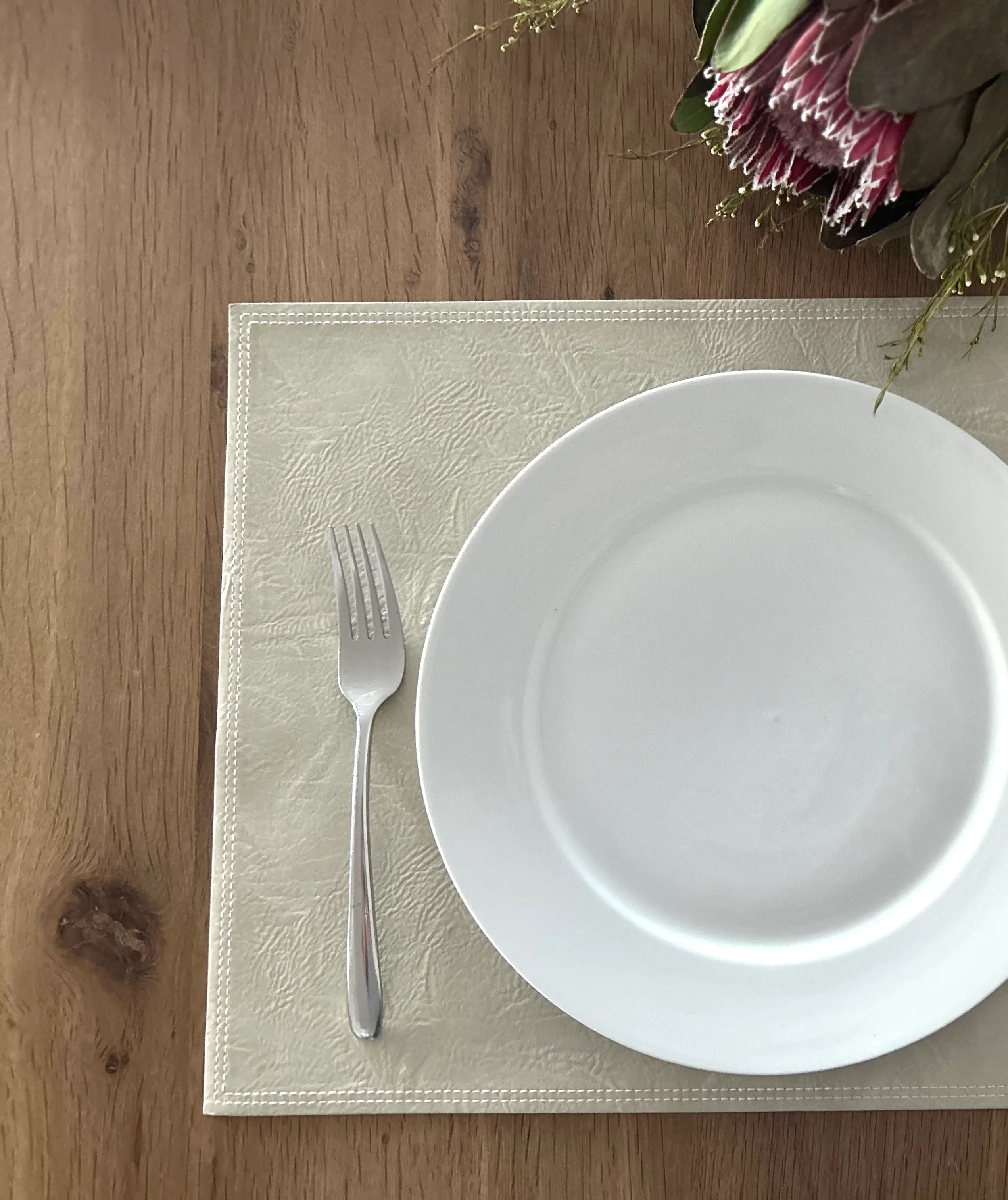 Placemat Set - Oat | Table 06