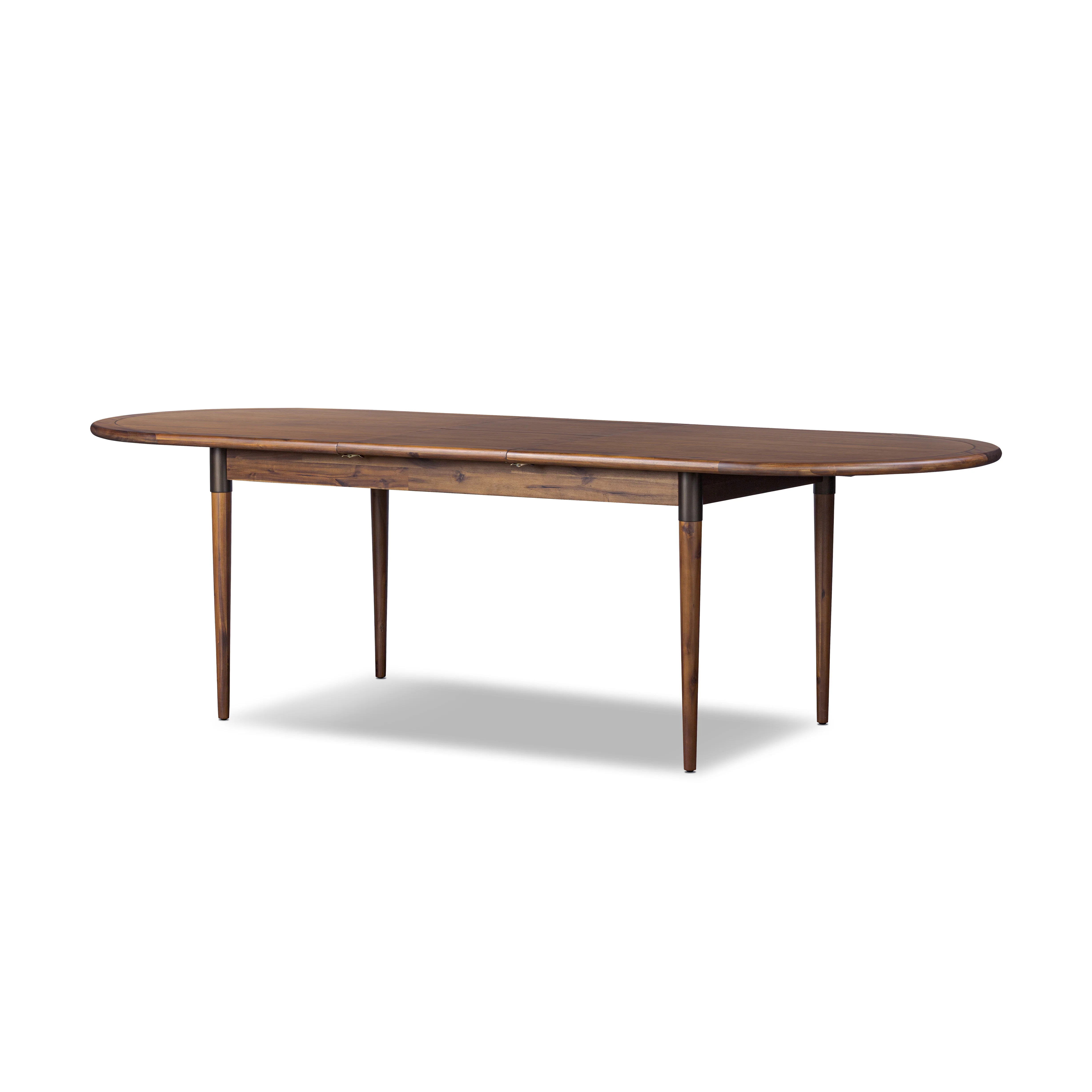 Piper Oval Extension Dining Table | Magnolia