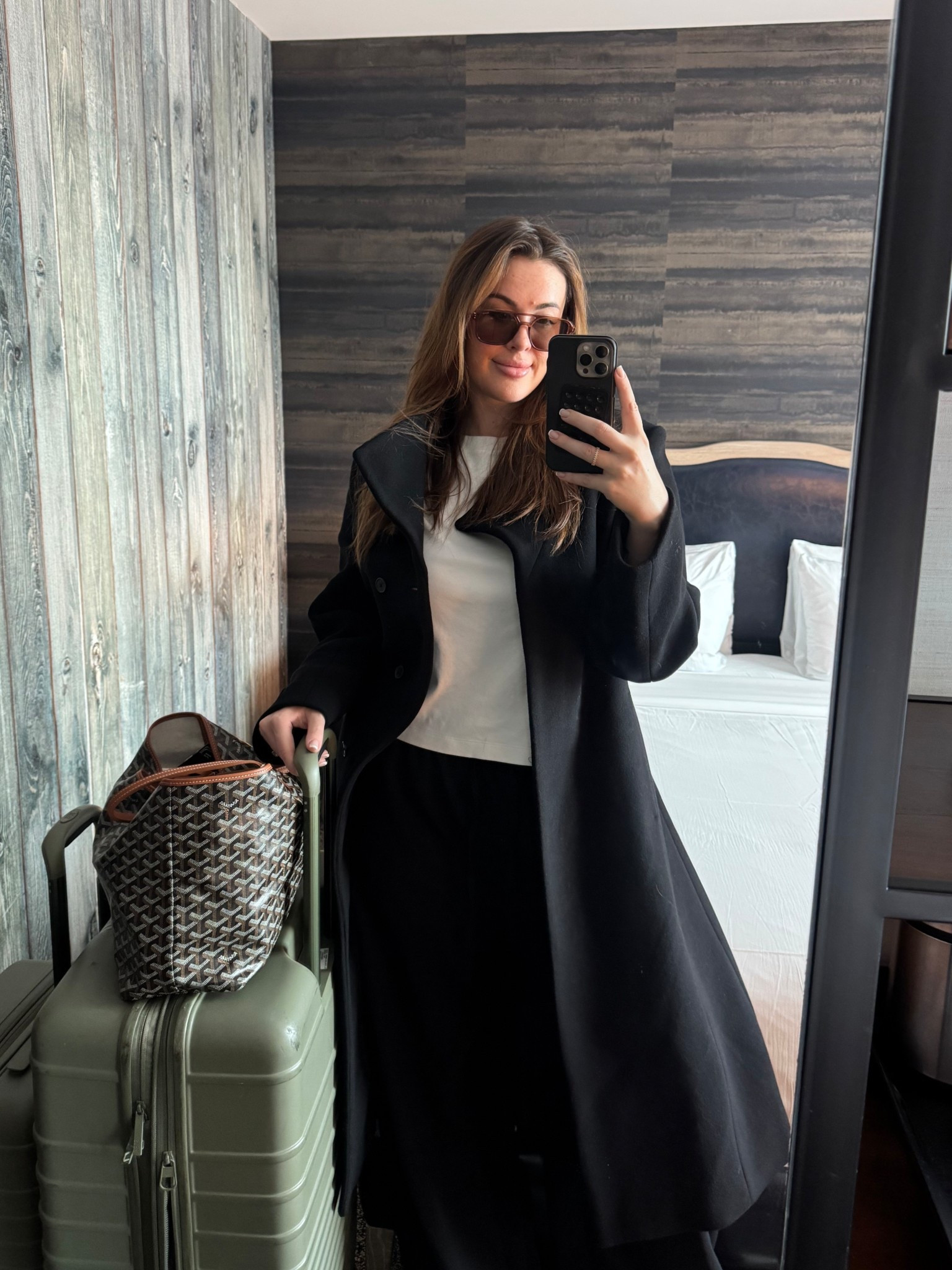 Casual OOTD. Winter staple coat wearing XL 🤍

#LTKMidsize #LTKTall