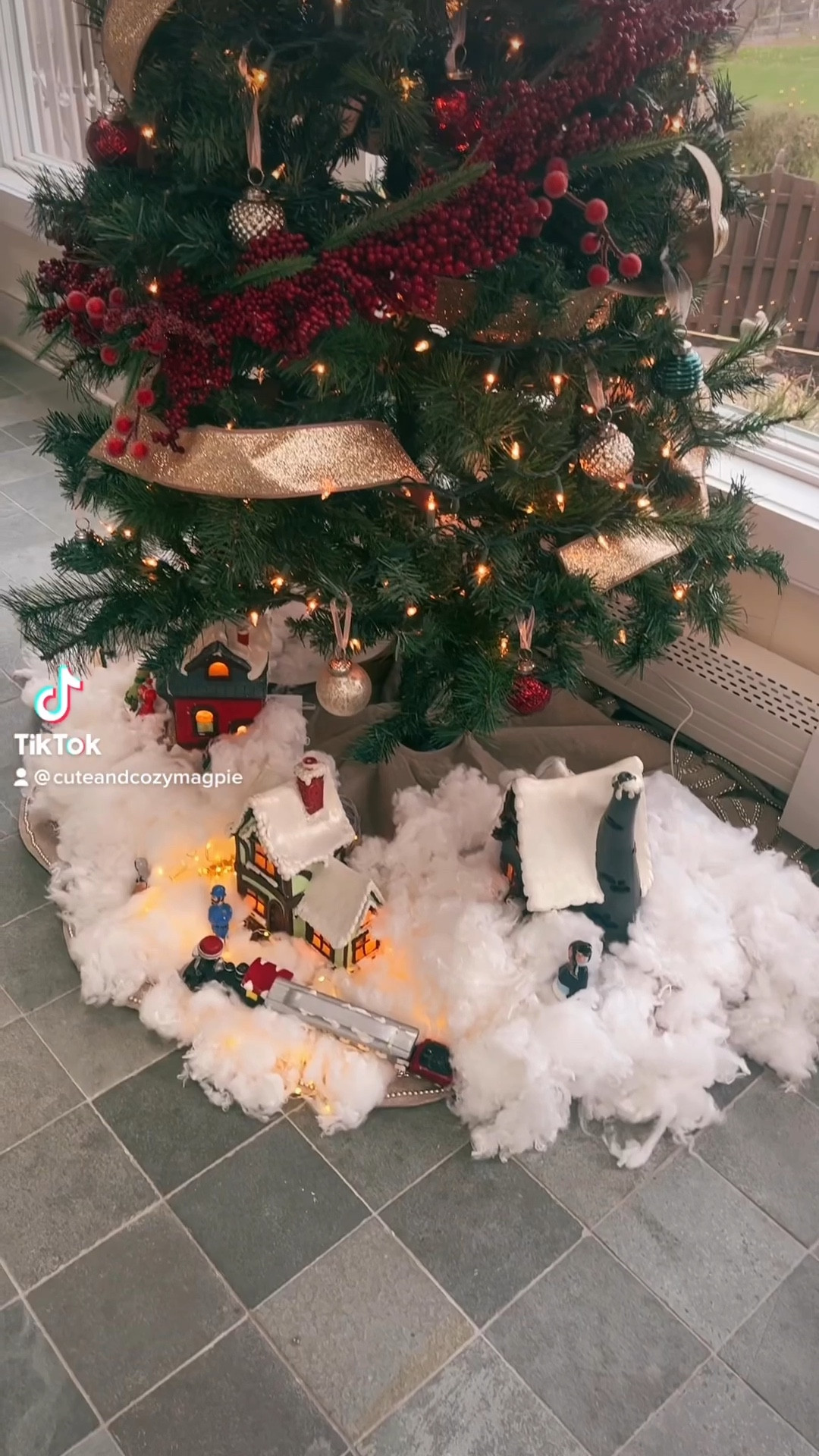 Christmas is here!

#LTKHoliday #LTKhome #LTKSeasonal