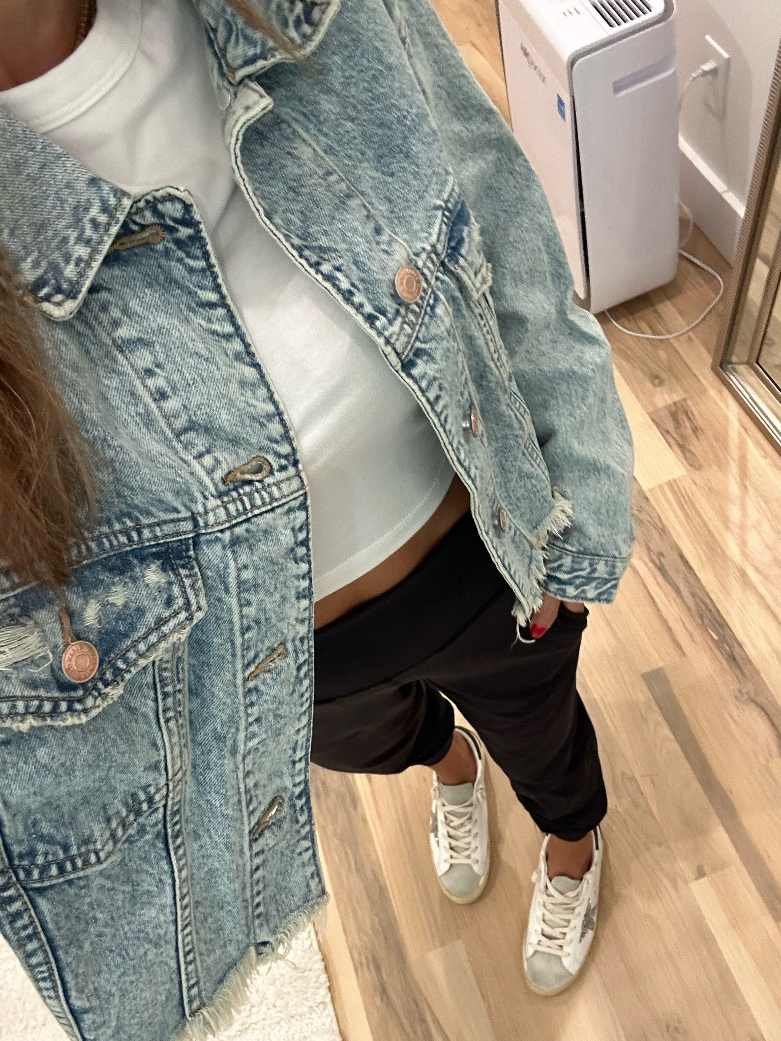 Denim jacket xs 

#LTKFindsUnder100 #LTKSaleAlert #LTKFindsUnder50