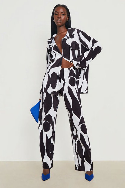 Abstract Plisse Wide Leg Trouser | Boohoo.com (UK & IE)