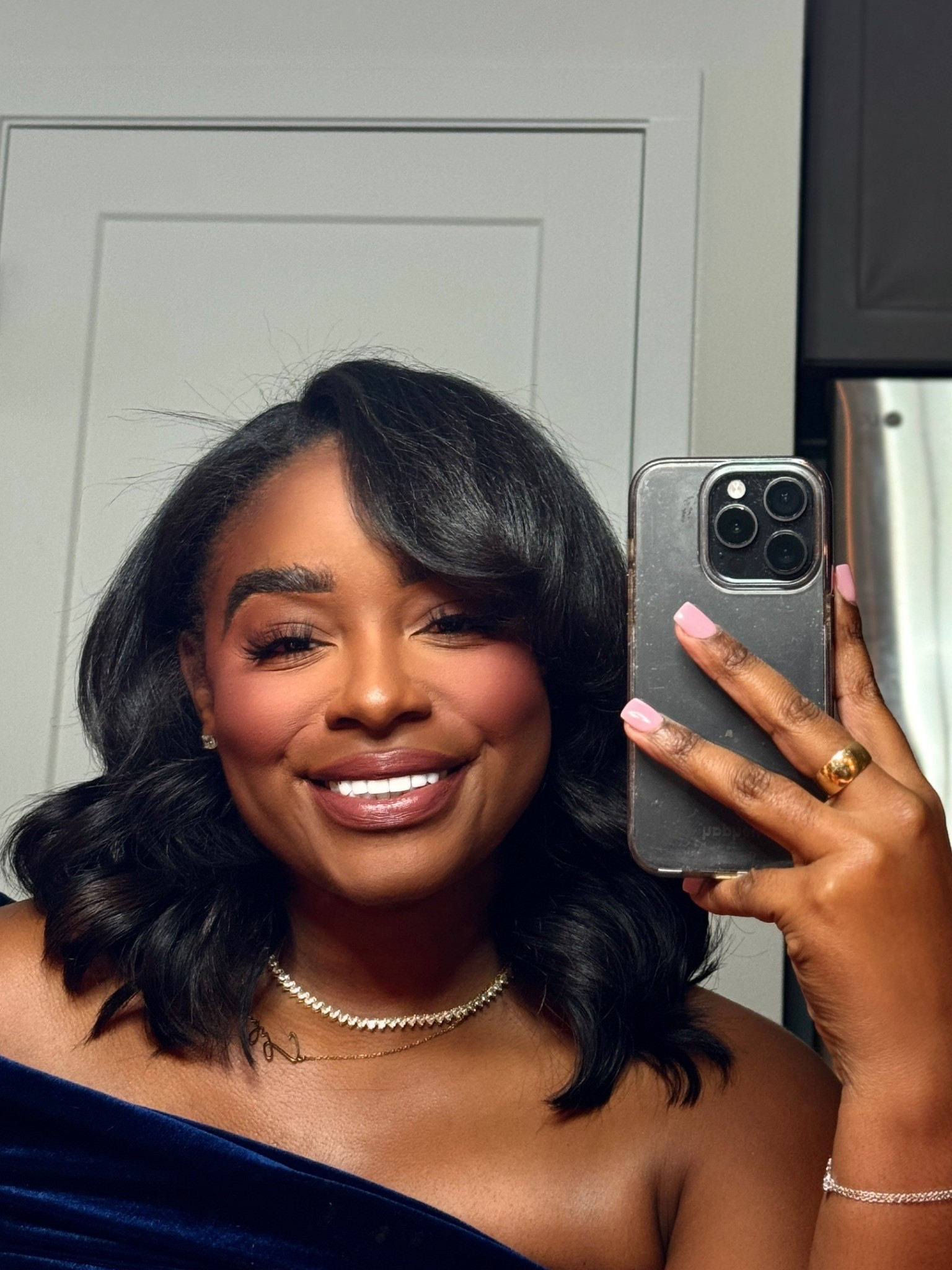 Girl dinner glam

#LTKgrwm #LTKFindsUnder100 #LTKBeauty