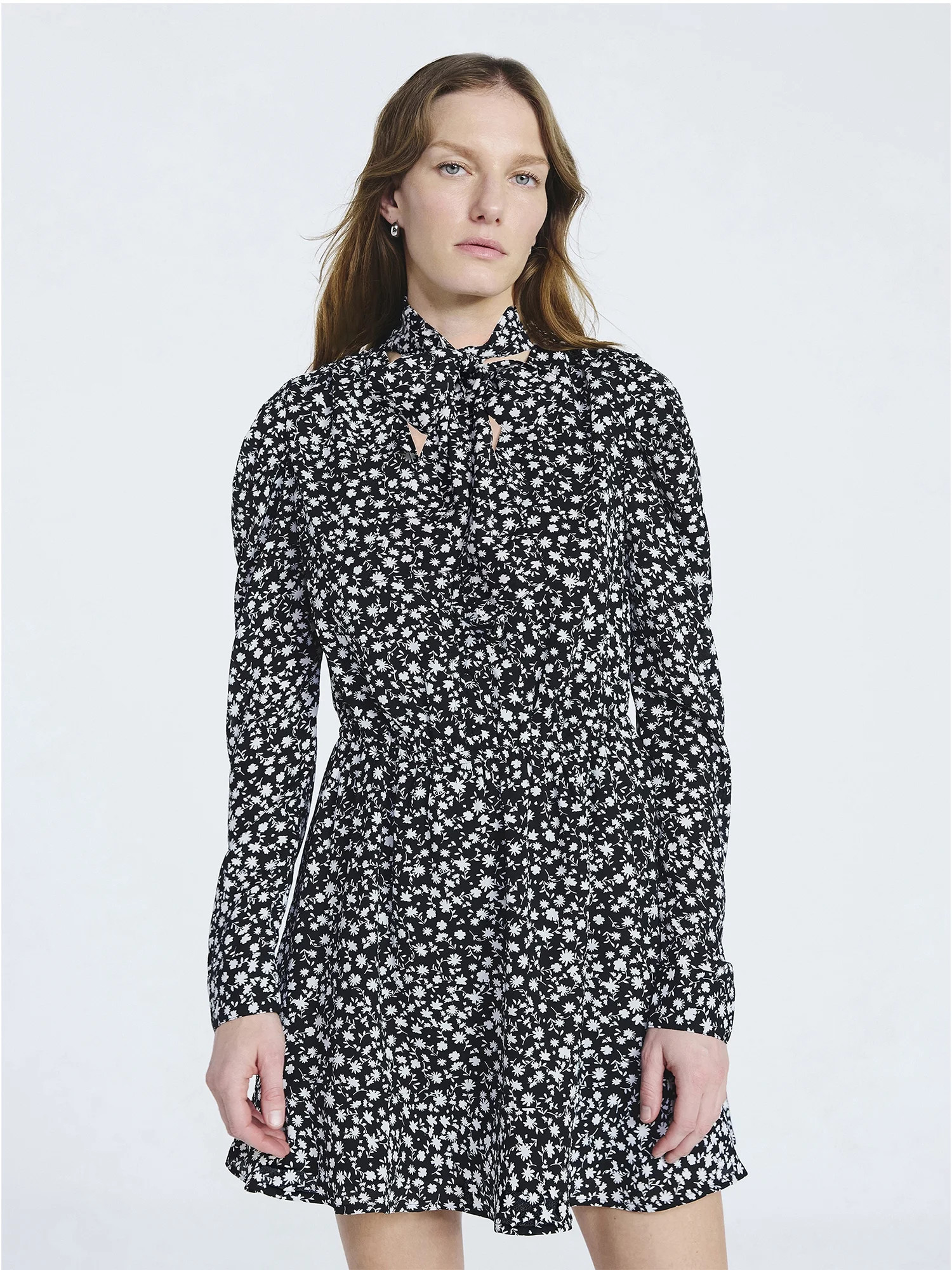 Scoop Women's and Women's Plus Tie Neck Mini Dress with Long Sleeves, Sizes XS-4X | Walmart (US)