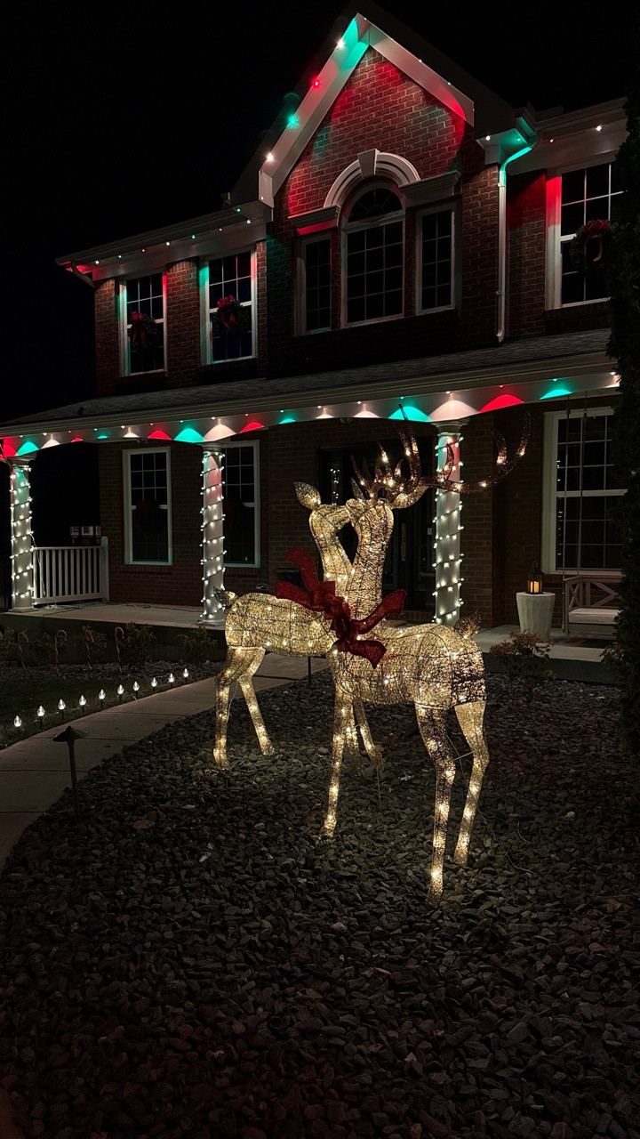 @decktokofficial has their Black Friday Sale now with 60% off and they have so many great lighting options! Comment below and I’ll DM you a link and discount code for an additional 10% off. 🎄|sponsored|

Permanent outdoor Christmas lights