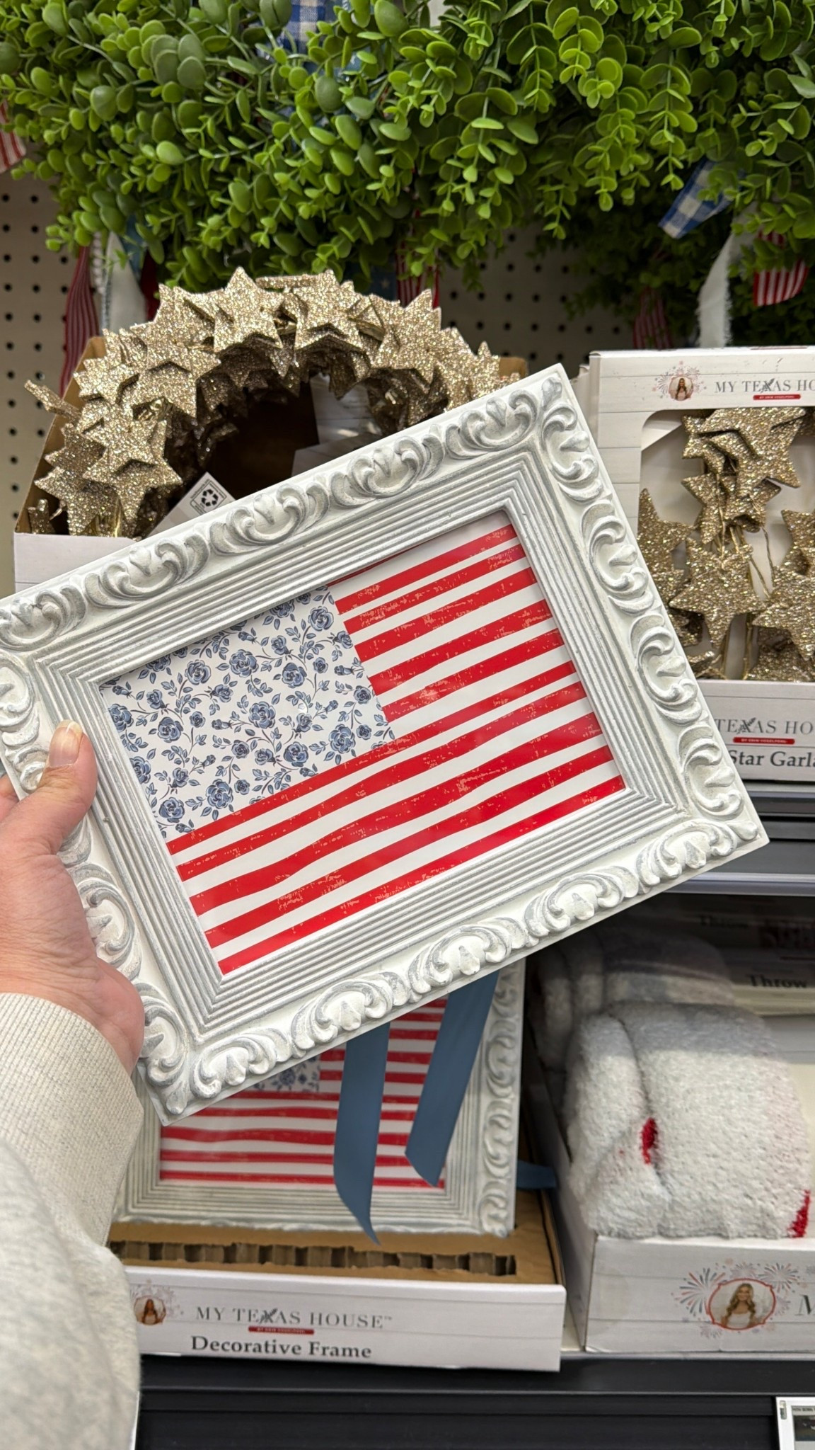 4th of July decor from @mytexashouse Walmart 

#LTKSeasonal #LTKHome
