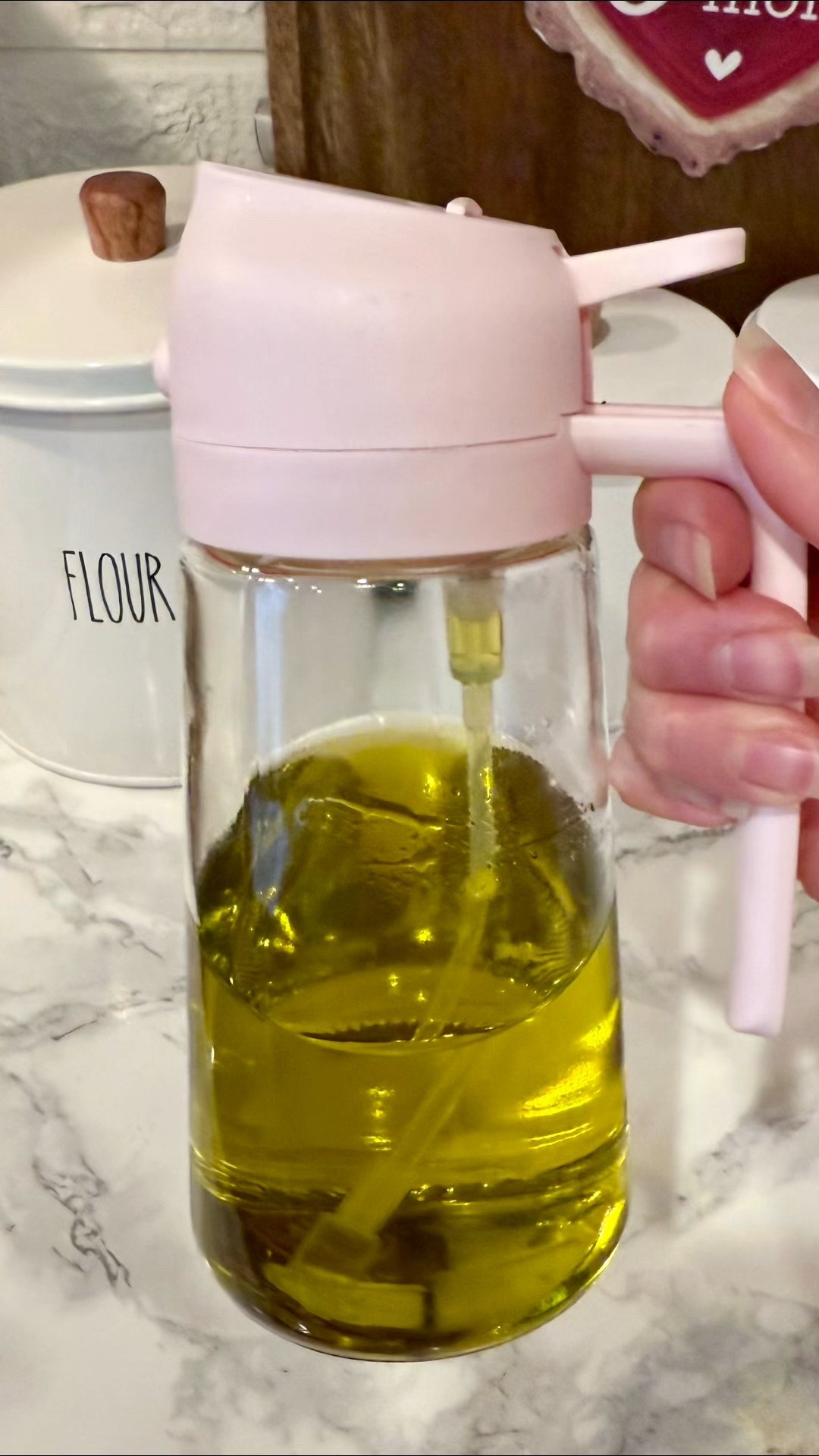 We all need this 16oz 2-in-1 Olive Oil Dispenser from Amazon in our kitchen. It’s a glass dispenser that allows you to spray or pour olive oil with ease. Only $8.99 now. 



Amazon kitchen must-haves, Amazon gadgets, kitchen essentials 


#LTKmomlife #LTKSaleAlert #LTKSeasonal #LTKHome