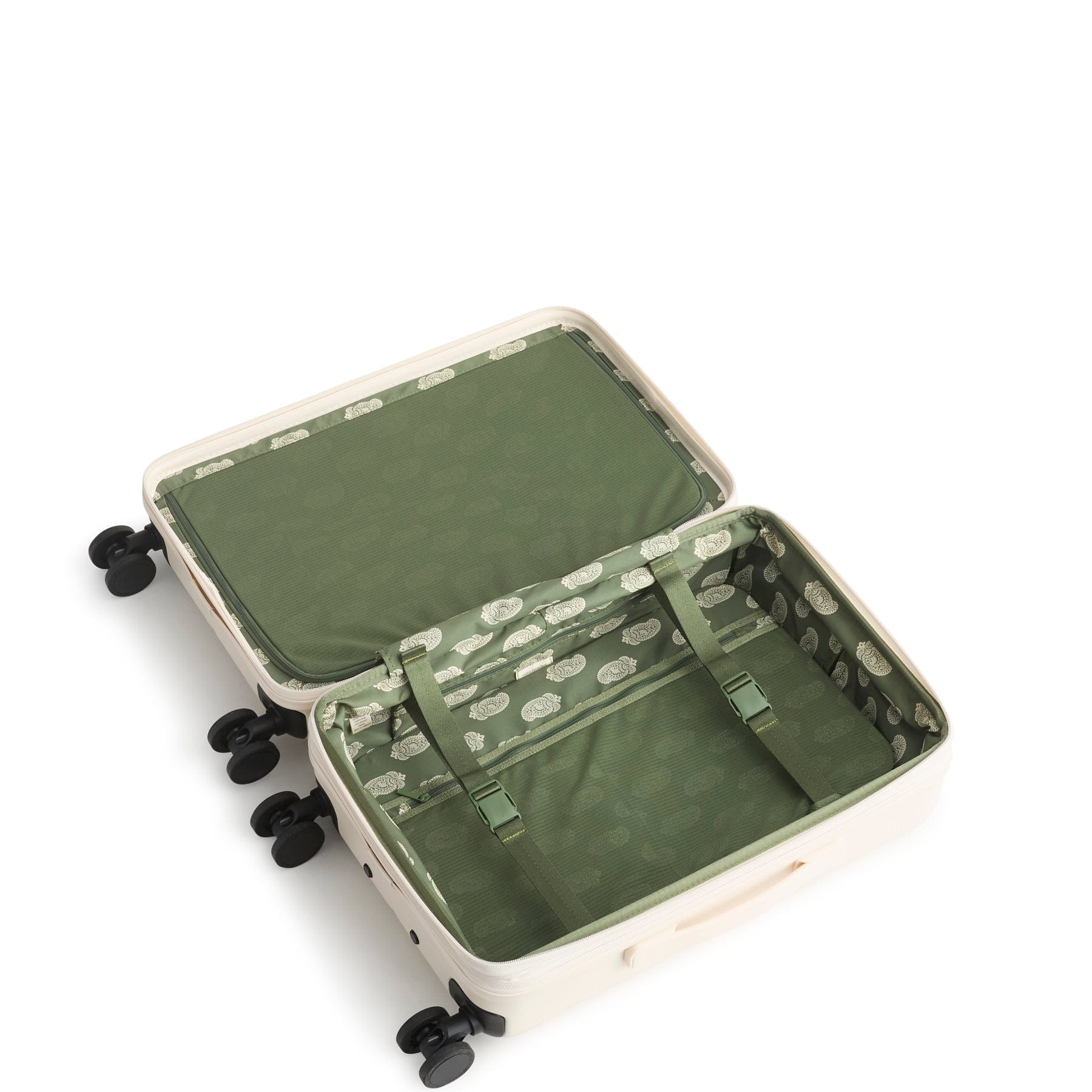 22" Adair Spinner | Vera Bradley