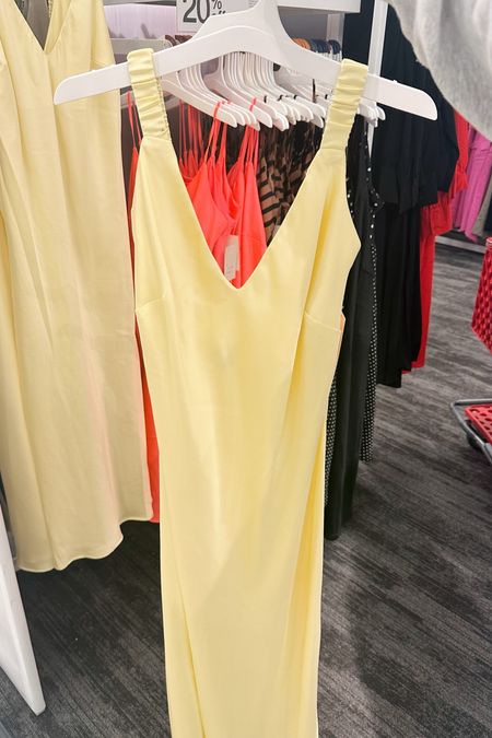 New gorgeous dress at Target 

#LTKSeasonal #LTKstyletip #LTKfindsunder50