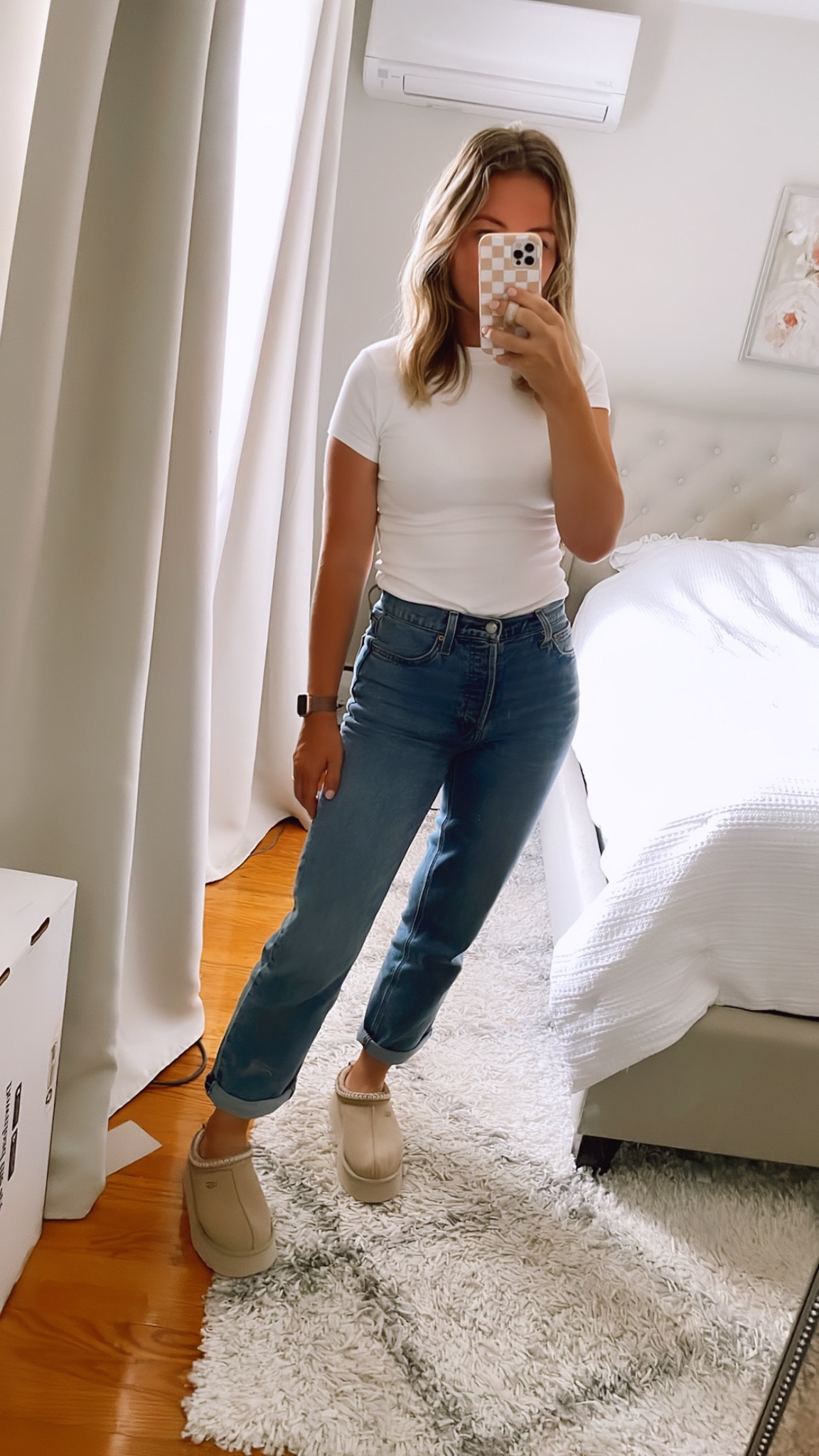 One of the best and most comfortable jeans I own and they are just amazing for the price! 

Denim, fall outfits, denim forum, Aritzia jeans

#LTKstyletip #LTKfamily #LTKGiftGuide
