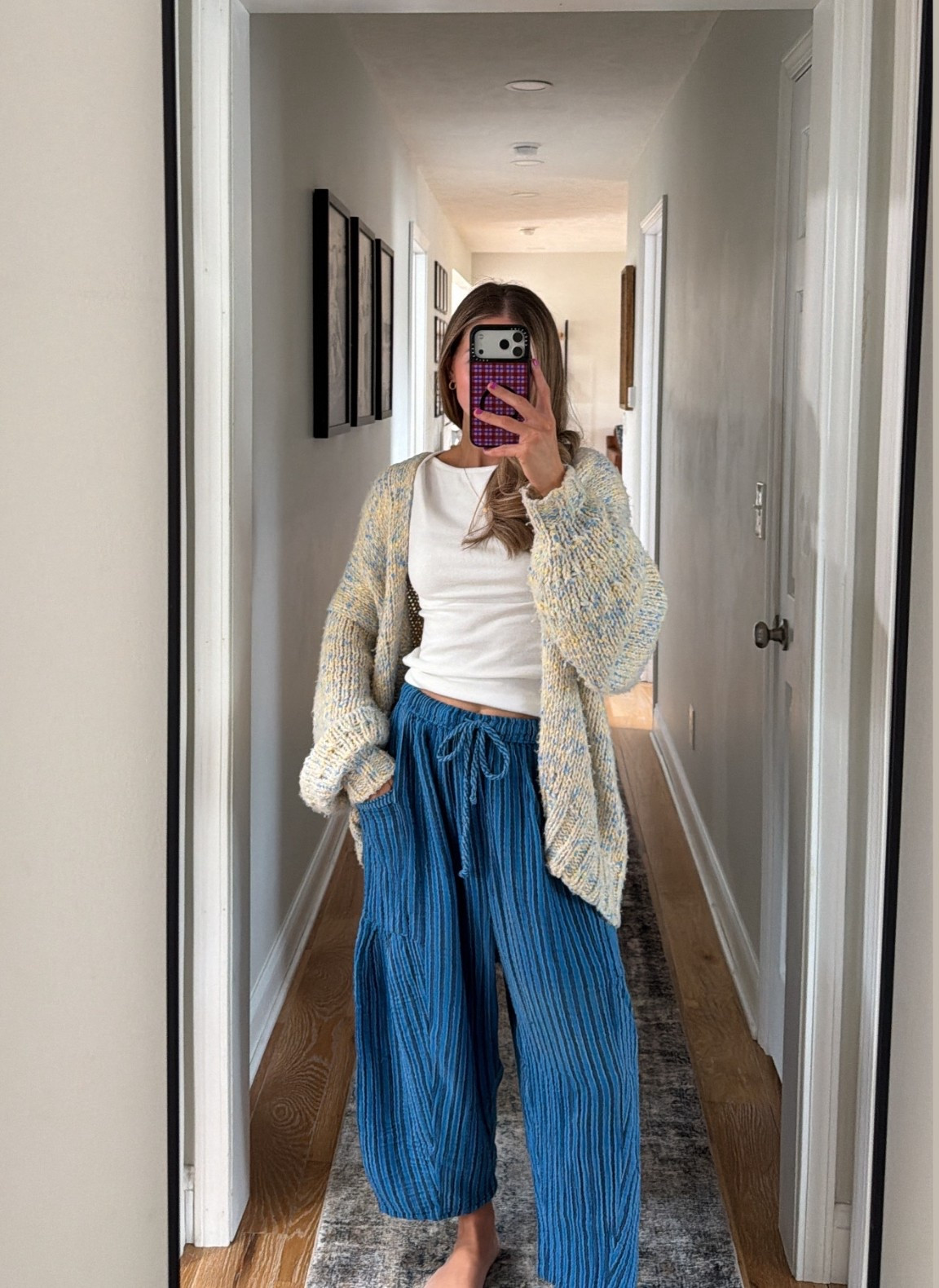 Cardigan is unfortunately unavailable! Wearing a small in the tee and pants 🫶🏼