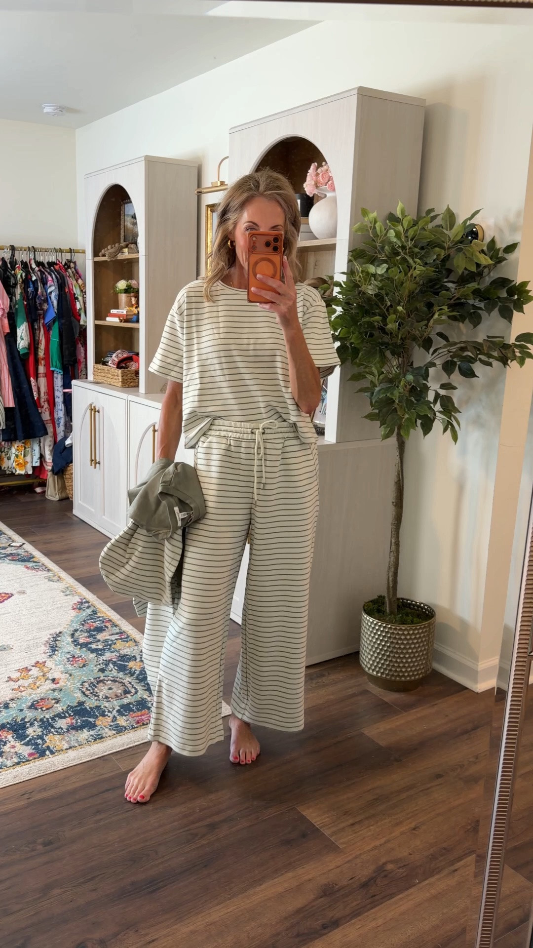While I was filming, I realized that these were on sale at @Splendid   They are having a bogo  get one 50% off. Use code BOGO!! All linked here!

#LTKootd #LTKOver40 #LTKTravel