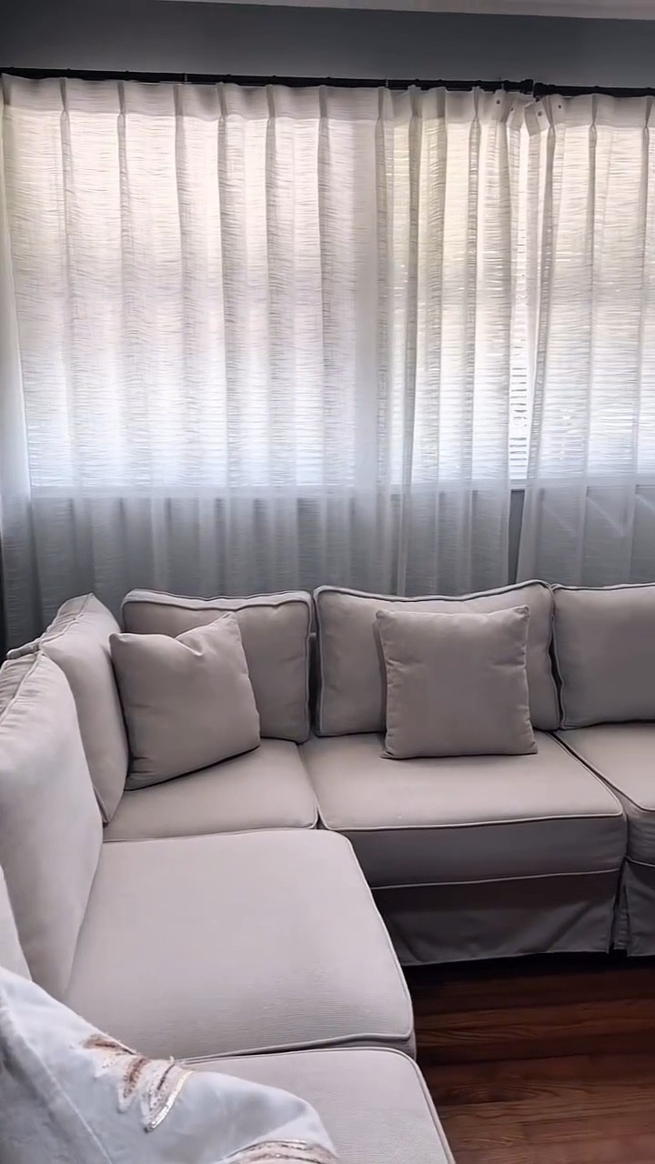 Hey there, fashion enthusiasts! Today, we’re going to talk about a trendy and stylish accessory that’s taking the world by storm - the @freshine.curtains line curtains.
Now, if you’re not familiar with the @freshine.curtains FreShine line, it’s a collection of high-quality, fashion-forward curtains that are designed to add a touch of elegance and sophistication to any room.
These curtains come in a variety of colors and patterns, so you can easily find one that matches your personal style.

Follow me for more inspiration @ugc_by_yamel 

#freshine #curtains#interior #viral #home #usa #homeinterior #viralvideos #livingroominspo