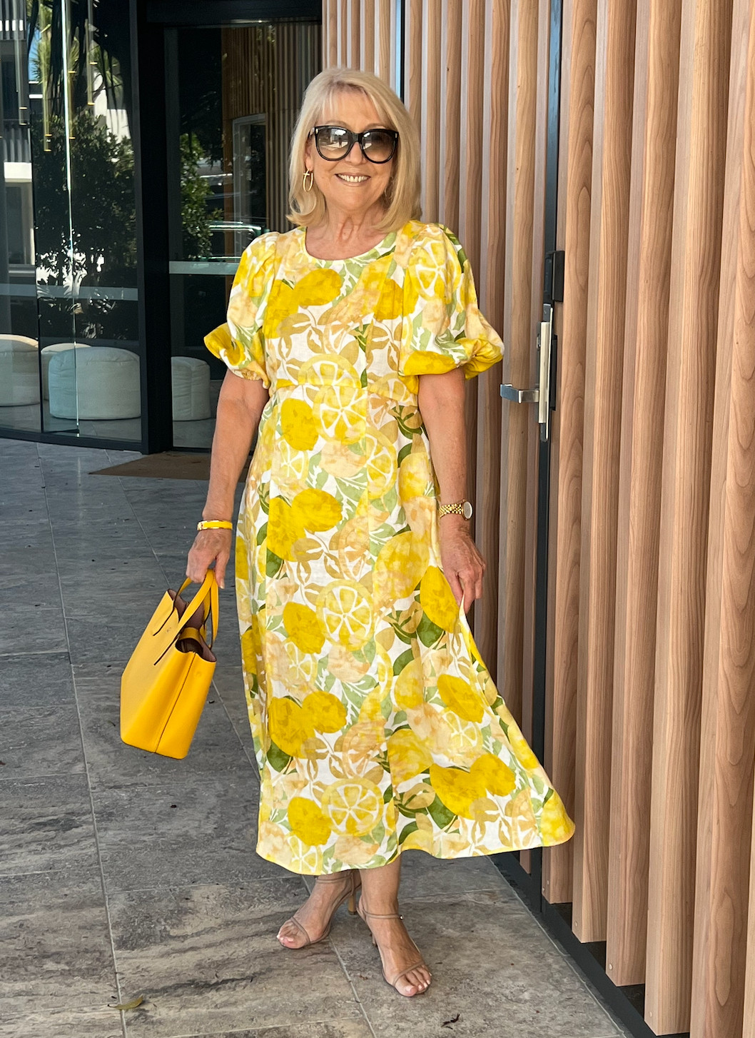 BRIDGE THE GAP BETWEEN SUMMER & AUTUMN! 💛♥️

This beautiful PUFF SLEEVE is perfect for this time of year. 
Do you prefer FLORAL YELLOW or PLAIN POWERFUL RED?
These dresses have been favourites season after season.

🔗 SHOP: LINKS in BIO and STORIES or Comment SHOP! 🛍

#LTK #AgelessStyle #StyleOver50 #OOTD #ThisWithThis 

 #LTKaustralia #LTKover50style #LTKstyletip
