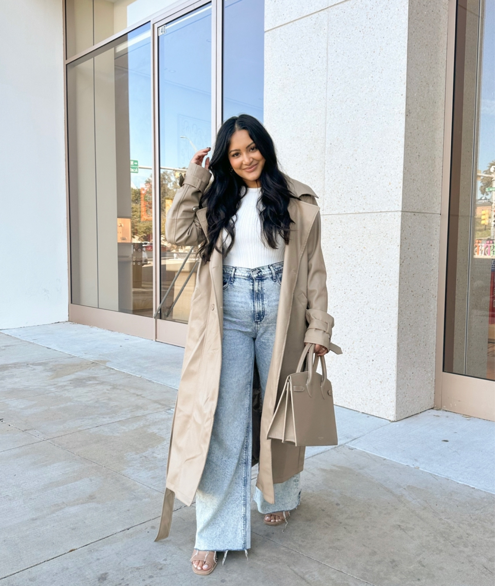 trench coat is THE vibe 👏

Trench coat outfit, meshki, joe’s jeans, straight leg jeans, size 10, midsize fashion

#LTKSeasonal #LTKstyletip #LTKcurves