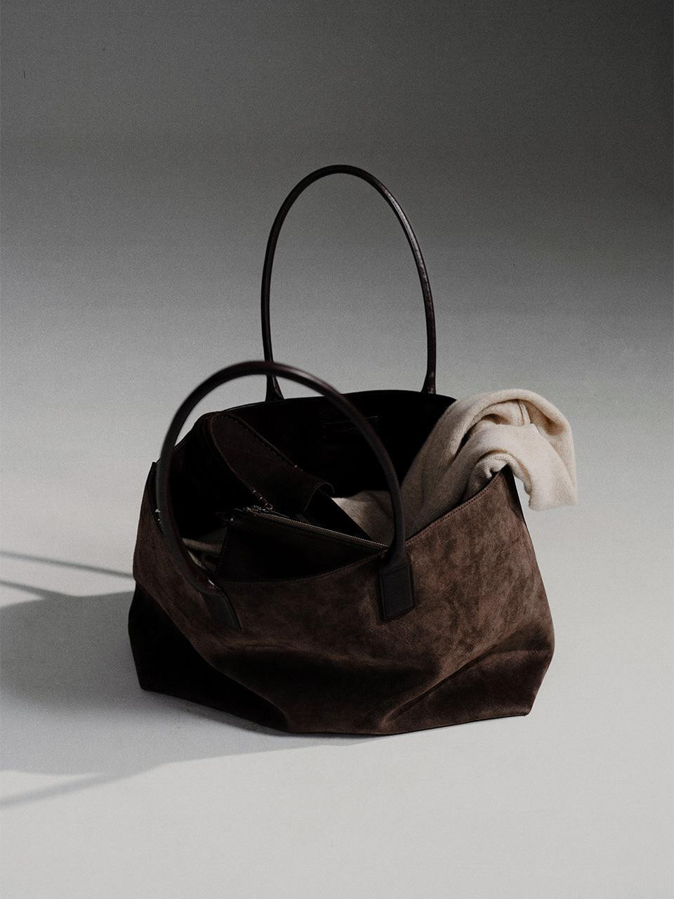 PF24 Margo Suede Tote Bag Charcoal - Brown | W Concept (US)