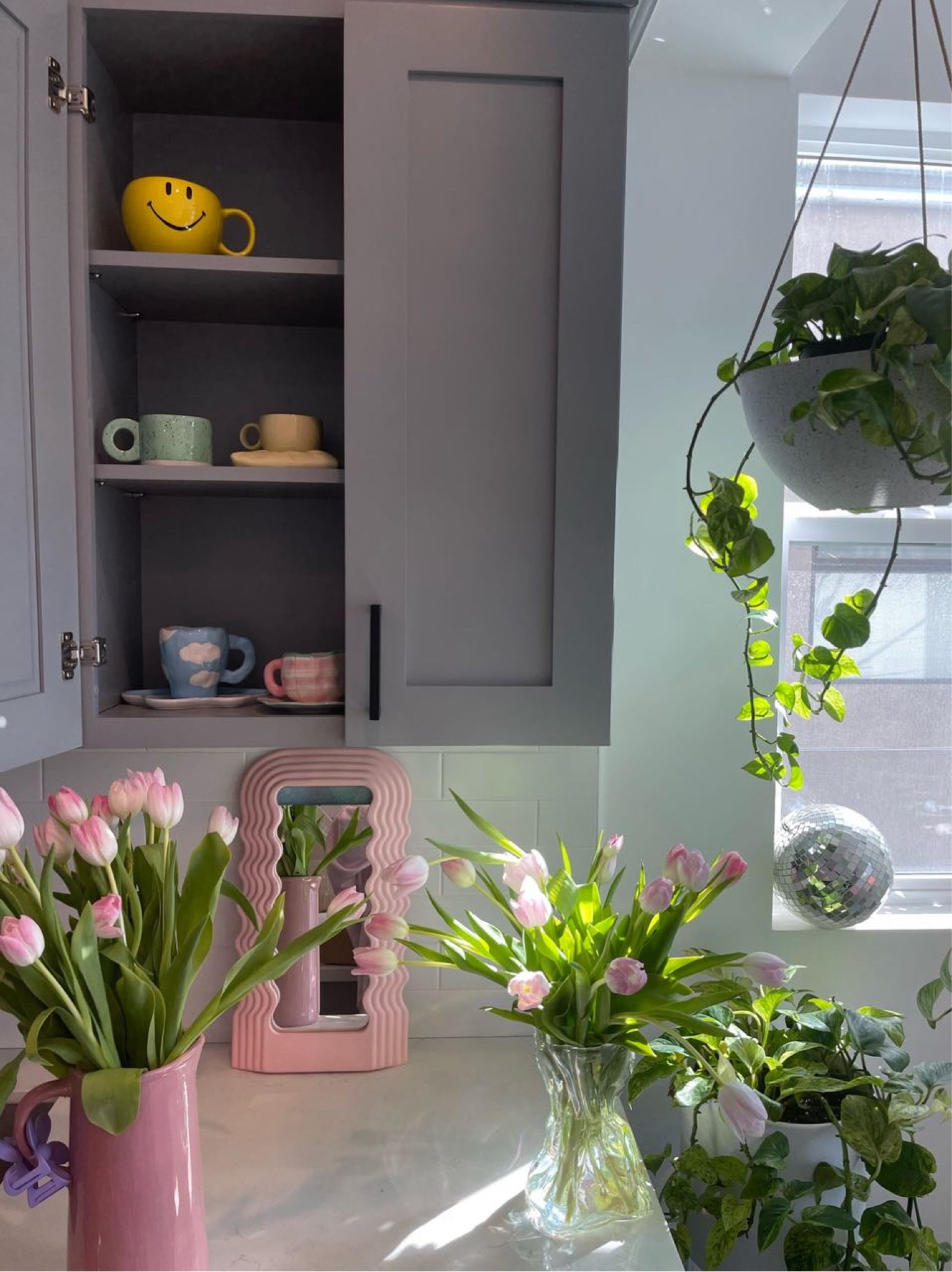 Kitchen decor ideas - apartment decor - home decor ideas - amazon home decor - kitchen decor - cute kitchen decor - Amazon home

#LTKfindsunder100 #LTKstyletip #LTKhome