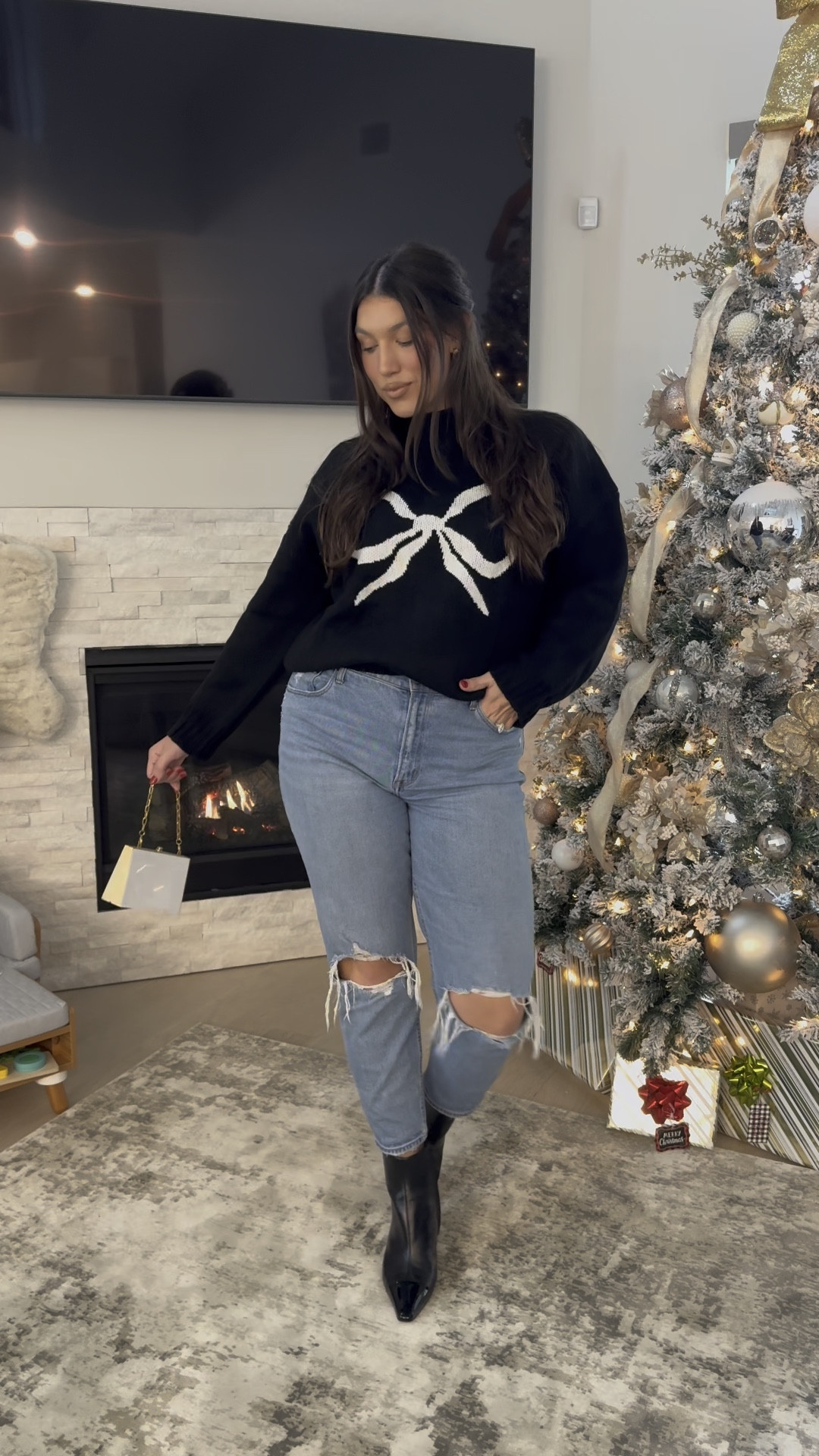 Cutest girly holiday fit!😍🖤🎀

Winter style, winter outfit, mom style, girly feminine ootd, bow sweater, black booties, midsize winter outfit, midsize fashion, curvy outfit

#LTKMidsize #LTKHoliday #LTKWatchNow