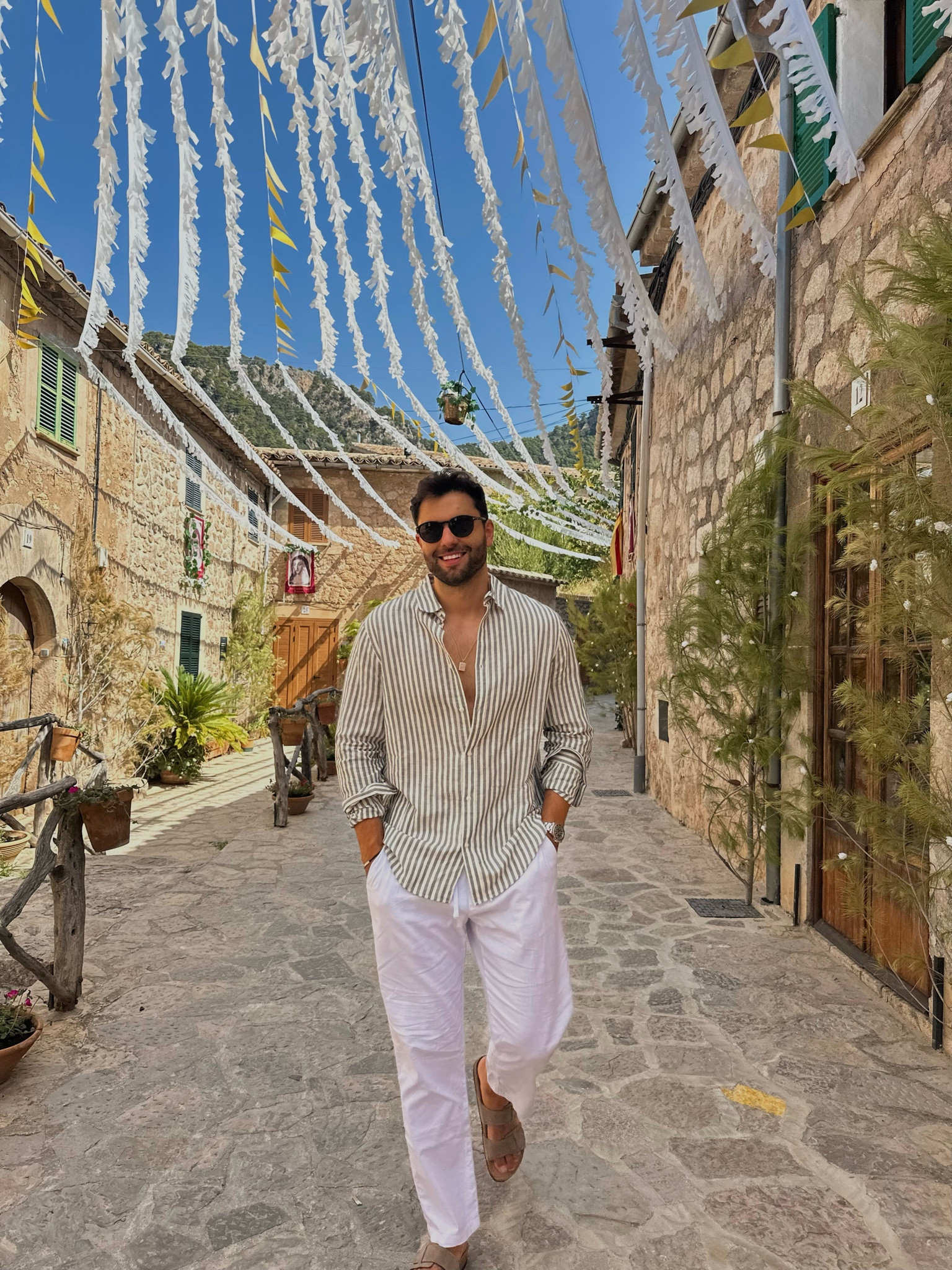 Summer Linen Outfit 😎

ASOS, Abercrombie, Menswear, Spring, Summer, Spring Outfits, Summer Outfits, AllSaints, Mango, H&M, M&S, Mens Fashion, Outfit inspo, Mens

#LTKeurope #LTKsummer #LTKmens