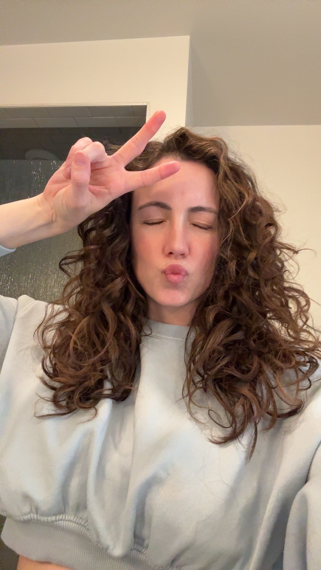 New curly hair routine! Not sure how I haven’t used the Bounce Curl brush before, but it’s a game changer. 







Hair routine, curly hair, curl products, wavy hair, summer hair


#LTKgrwm #LTKmomlife #LTKBeauty