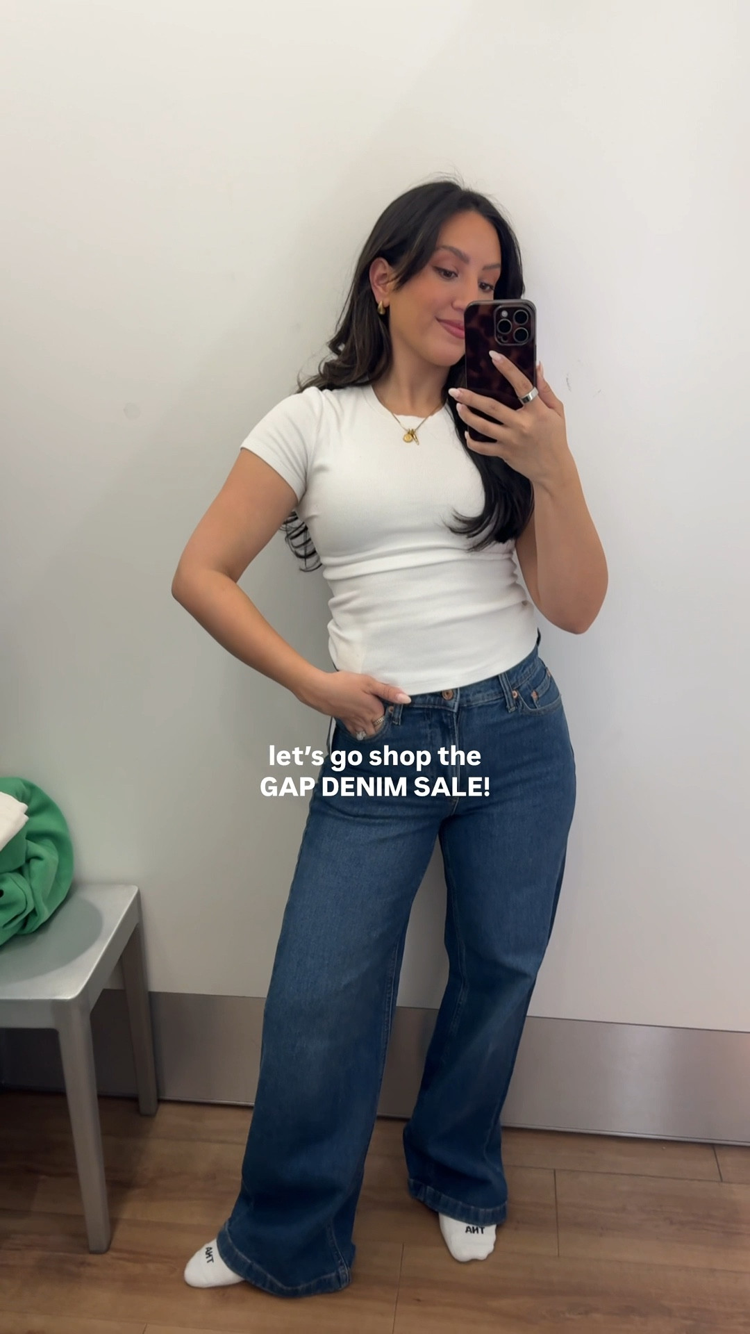 Gap denim sale! 20 to 40% off all denim

mid rise stride jean – 26
Loose barrel style – 27
Low rise, long and lean – 20
Low rise, relaxed straight – 20
Wearing size small in the tops
