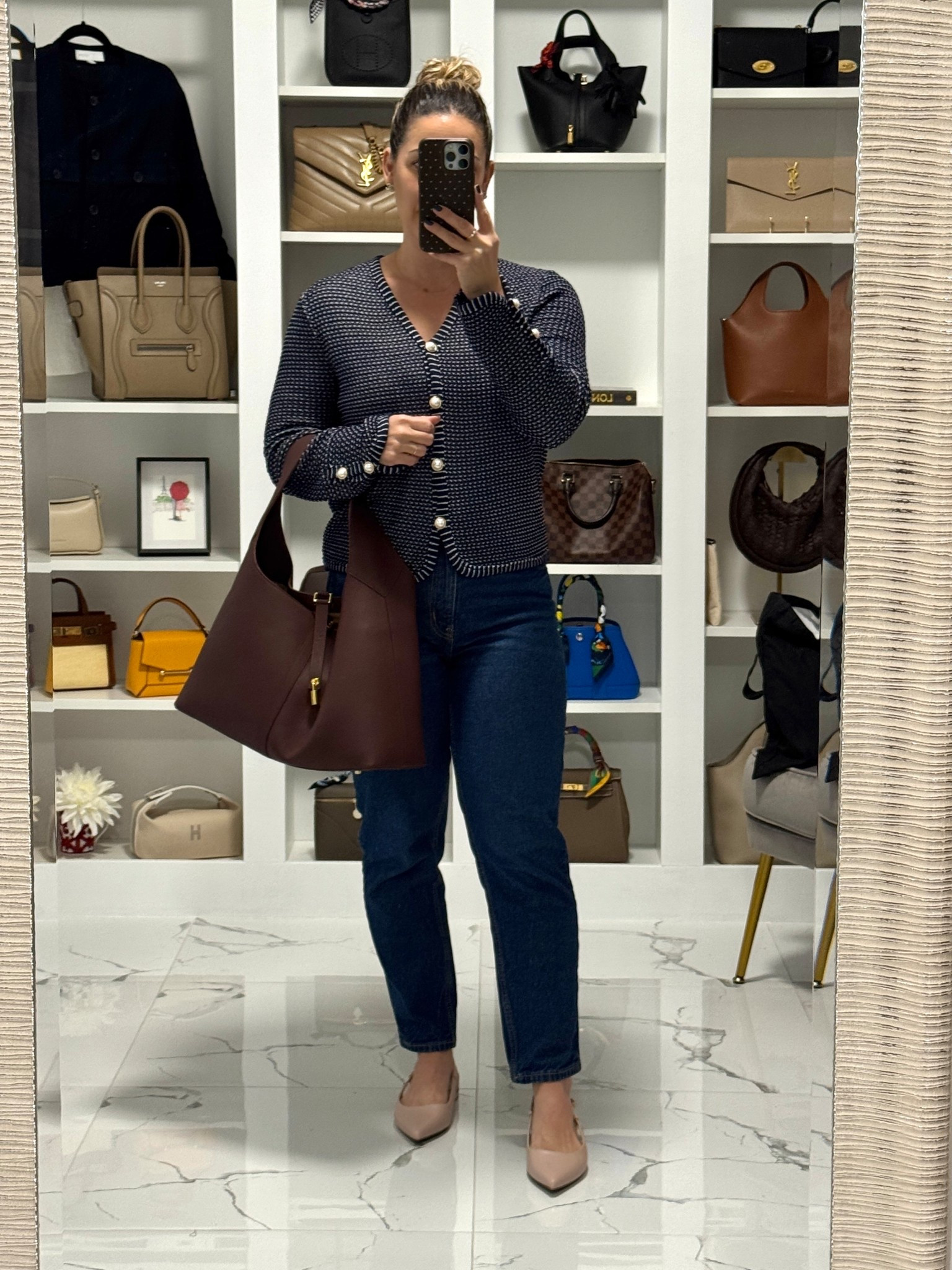 Errands OOTD
Handbag is Sey.Clair; you can use MRSLEYVA for 10% off

#LTKStyleTip #LTKootd #LTKFindsUnder100