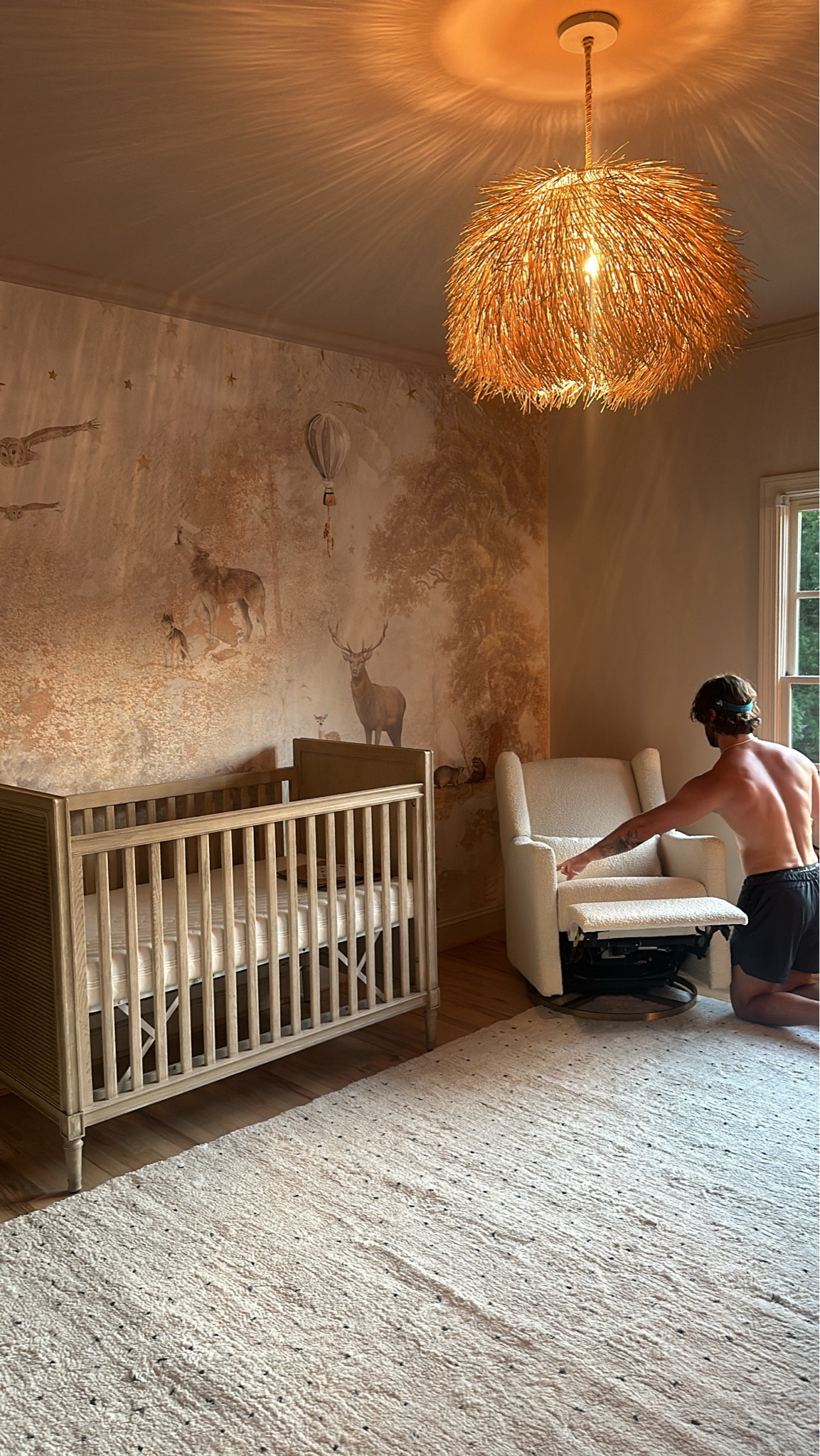 Nursery decor 
Crib & light  - Restoration hardware 
Nursery rug 

#LTKBaby #LTKFamily #LTKHome