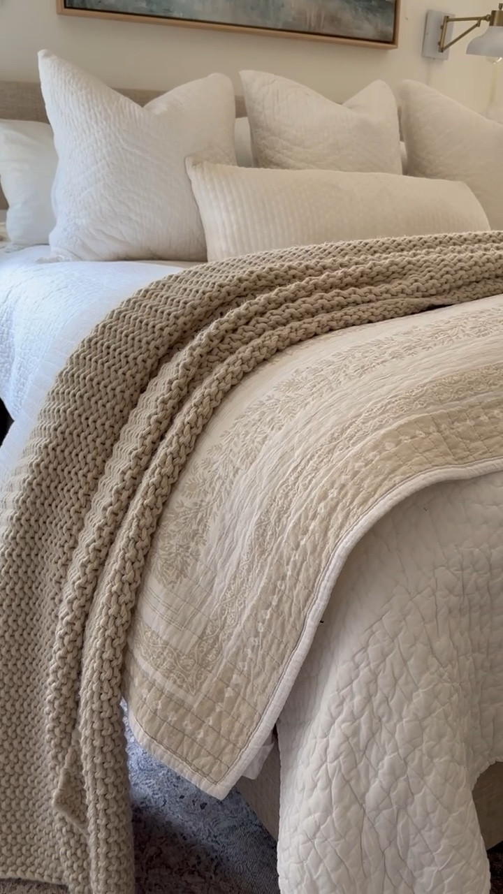 viral target quilt and casaluna blankets!!

#LTKfindsunder50 #LTKhome #LTKVideo