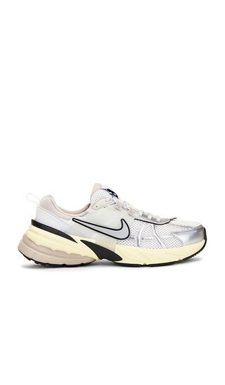 Nike V2K Run in White. - size 12.5 | Revolve Clothing (Global)