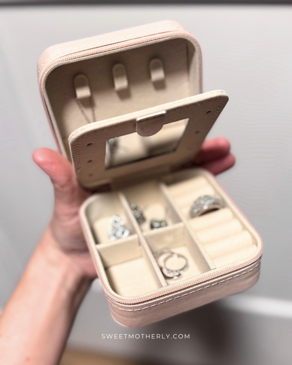 Travel jewelry box just $3.99

Travel jewelry organizer
Portable jewelry storage case
Compact jewelry box for trips
Jewelry case for handbags
Mini travel accessory organizer
Luxury jewelry travel pouch
Carry on jewelry essentials
Stackable jewelry organizer case
Chic travel jewelry storage

#LTKSeasonal #LTKSaleAlert
