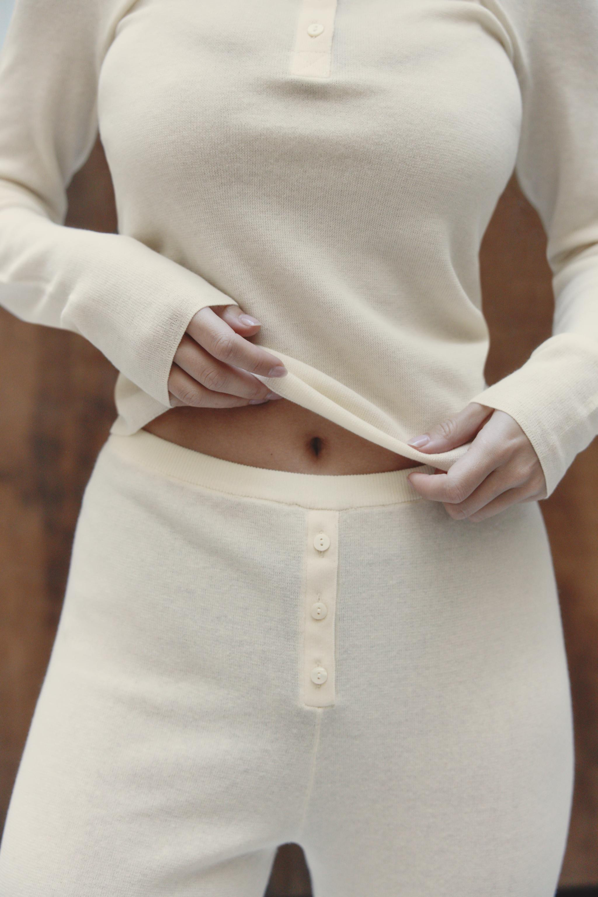 COTTON BUTTON T-SHIRT | Zara UK